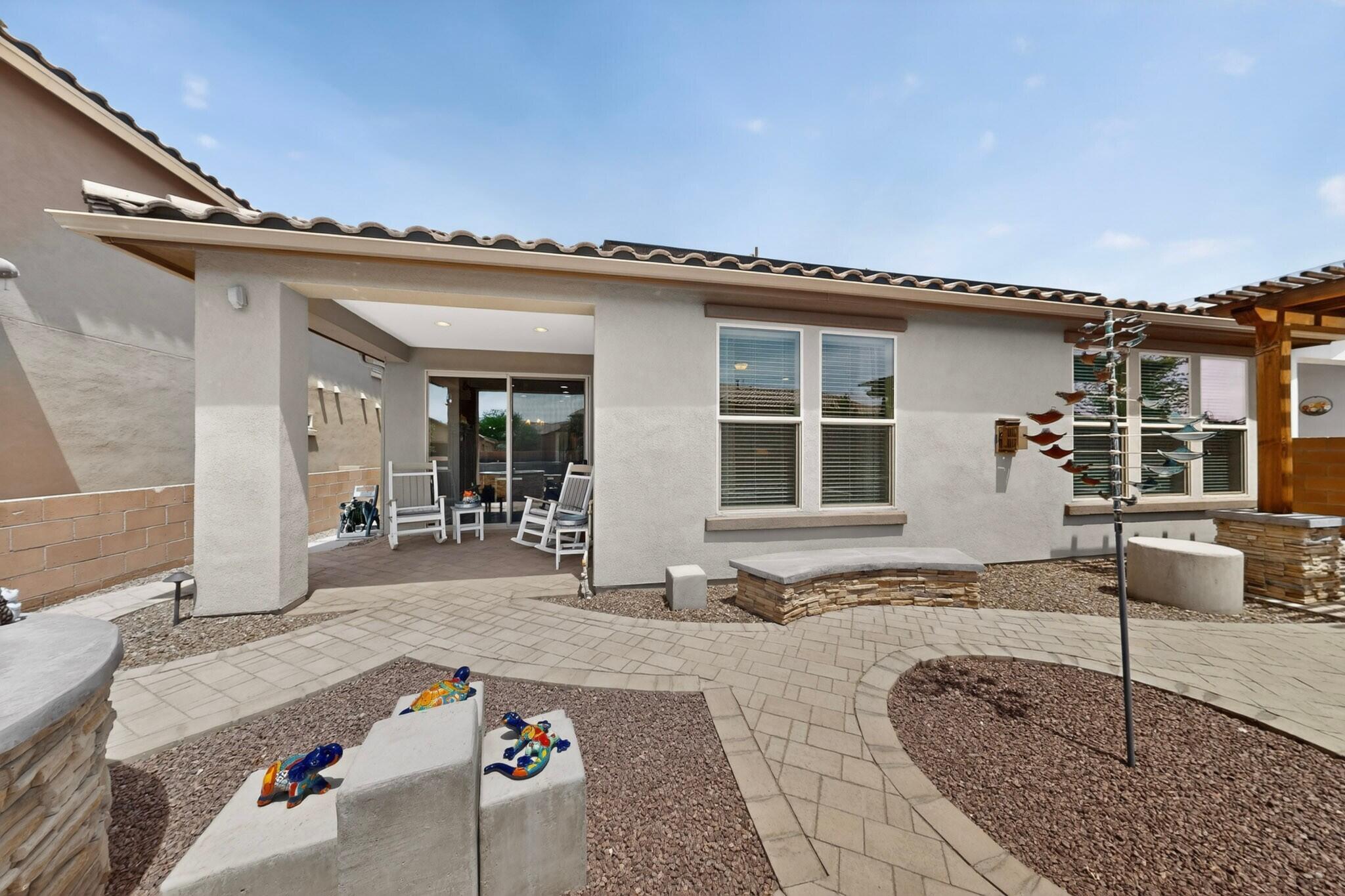 2808 Walsh Loop SE