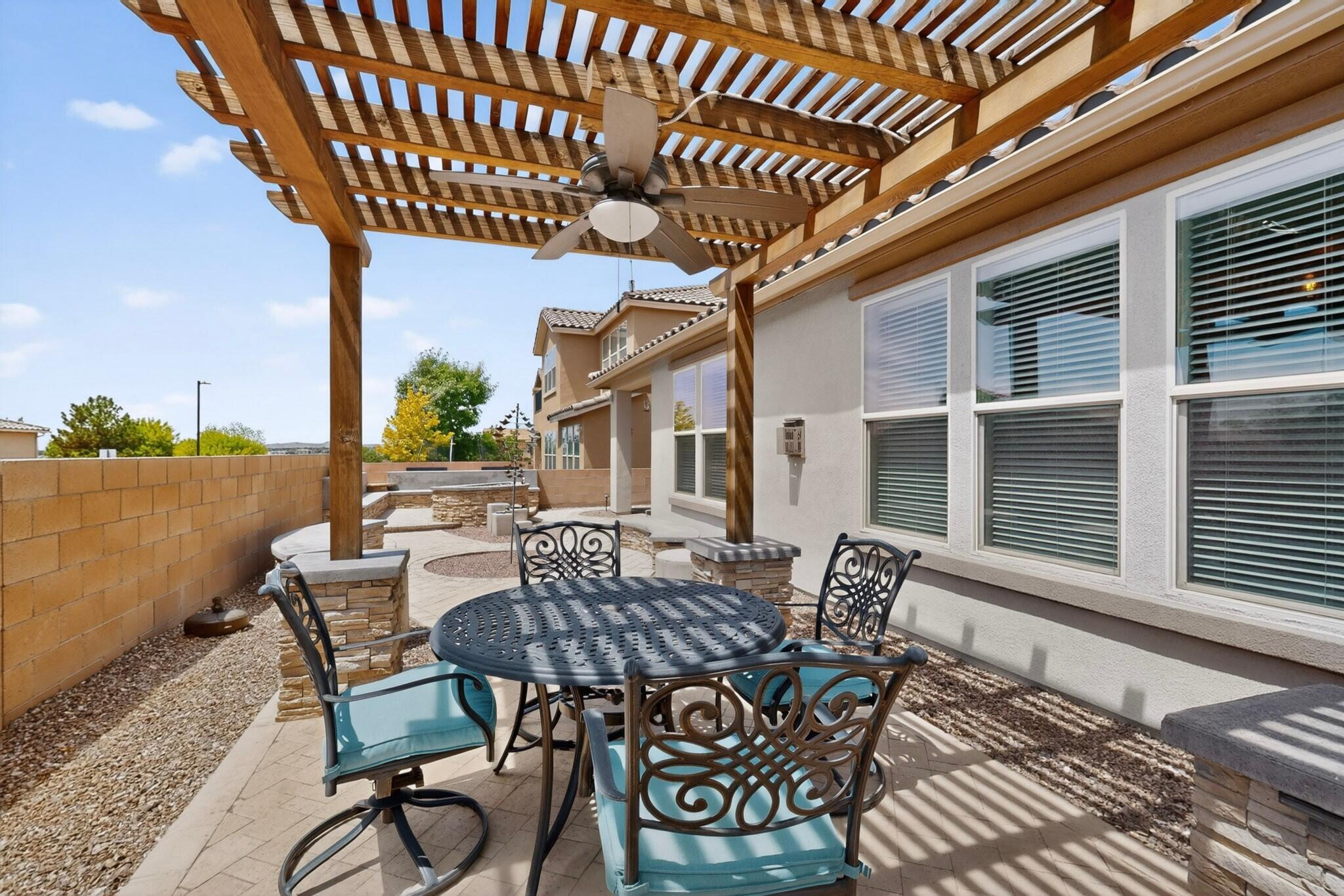 2808 Walsh Loop SE
