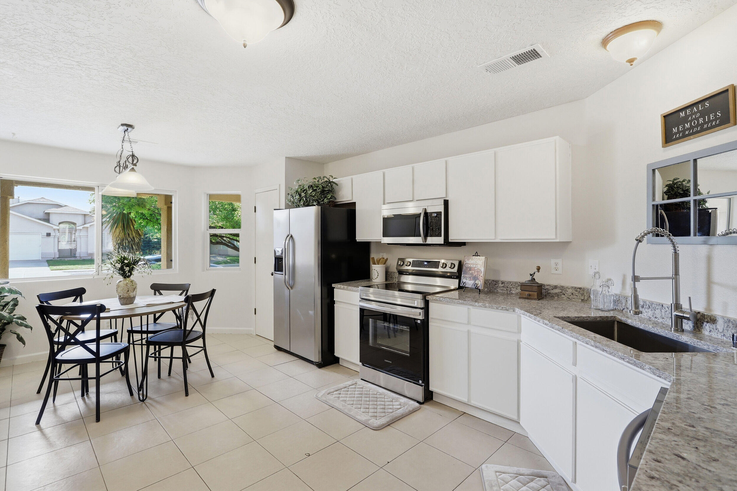 3025 Mason Meadows Drive NE