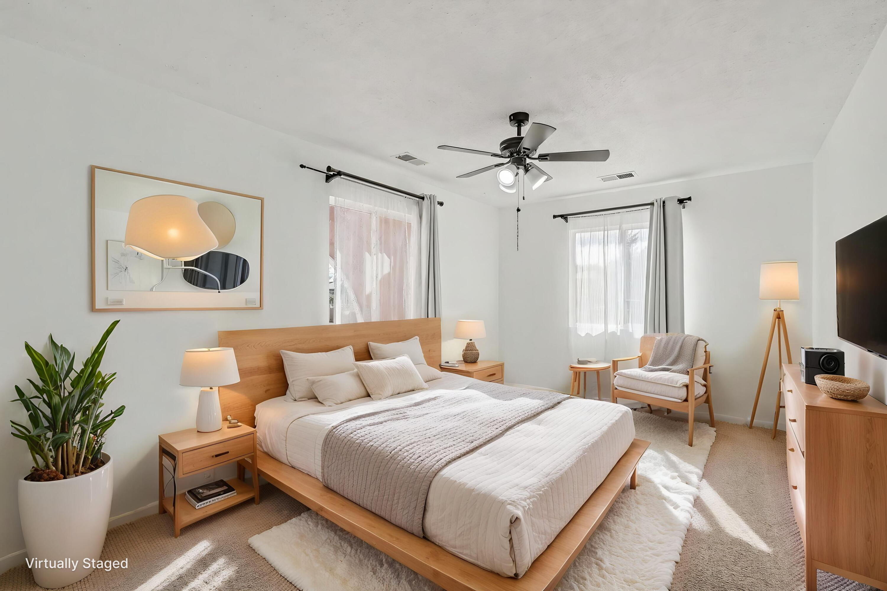 808 Villa Verde Drive SE