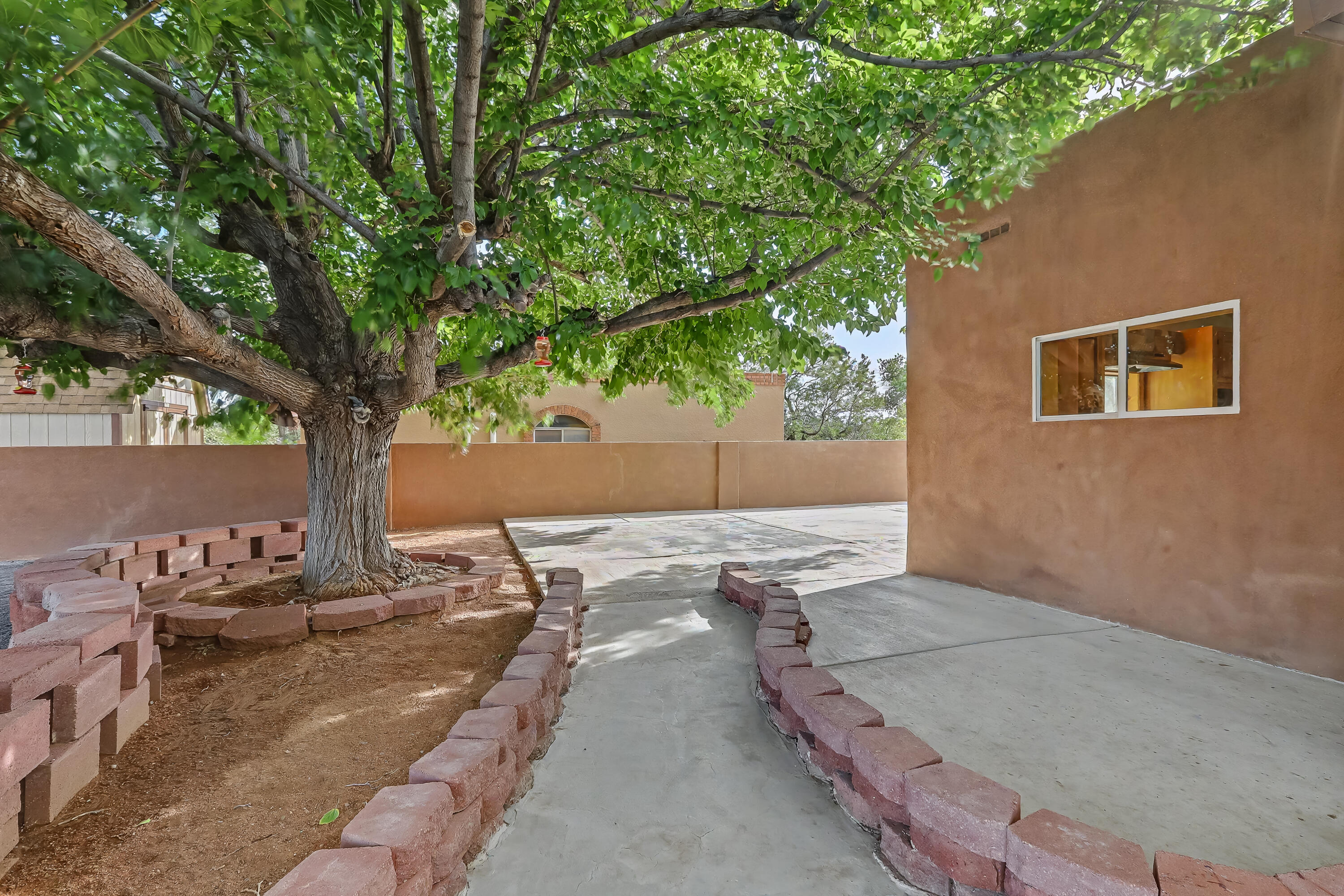 808 Villa Verde Drive SE