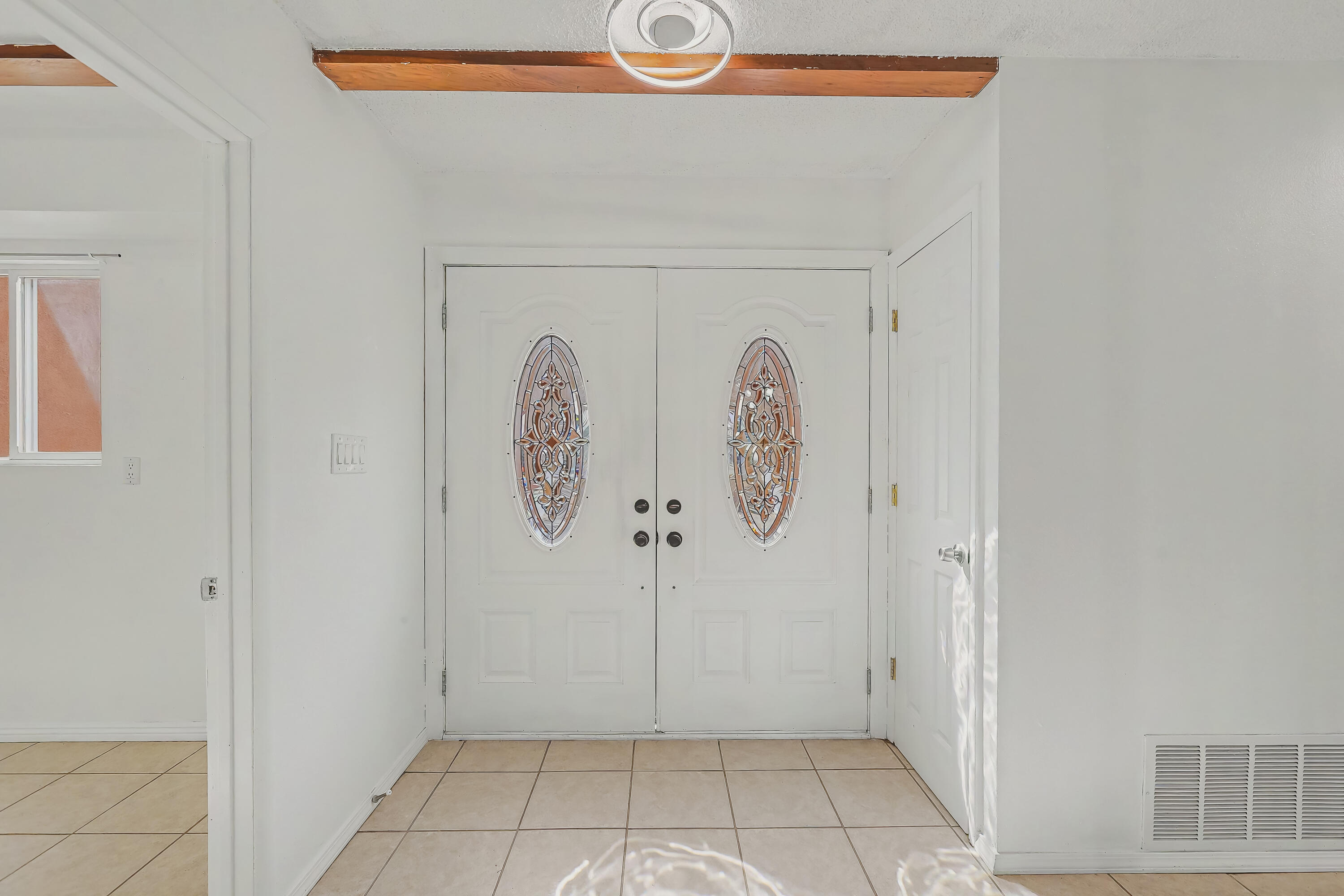 808 Villa Verde Drive SE