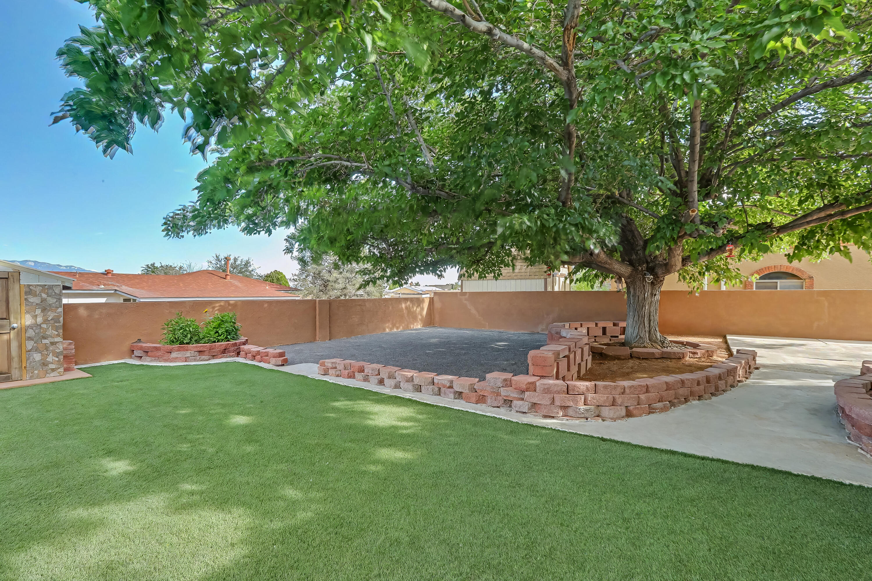 808 Villa Verde Drive SE
