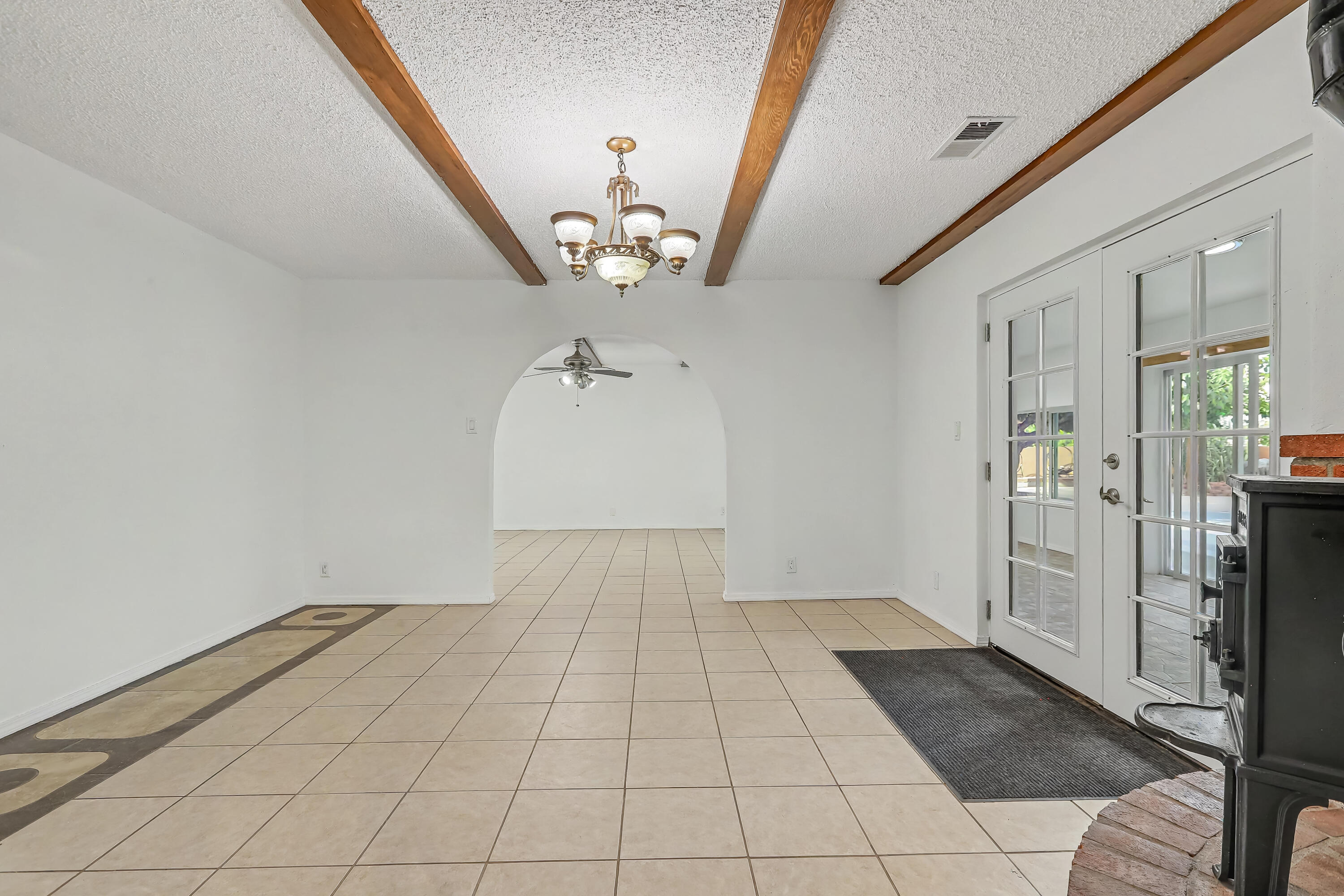 808 Villa Verde Drive SE