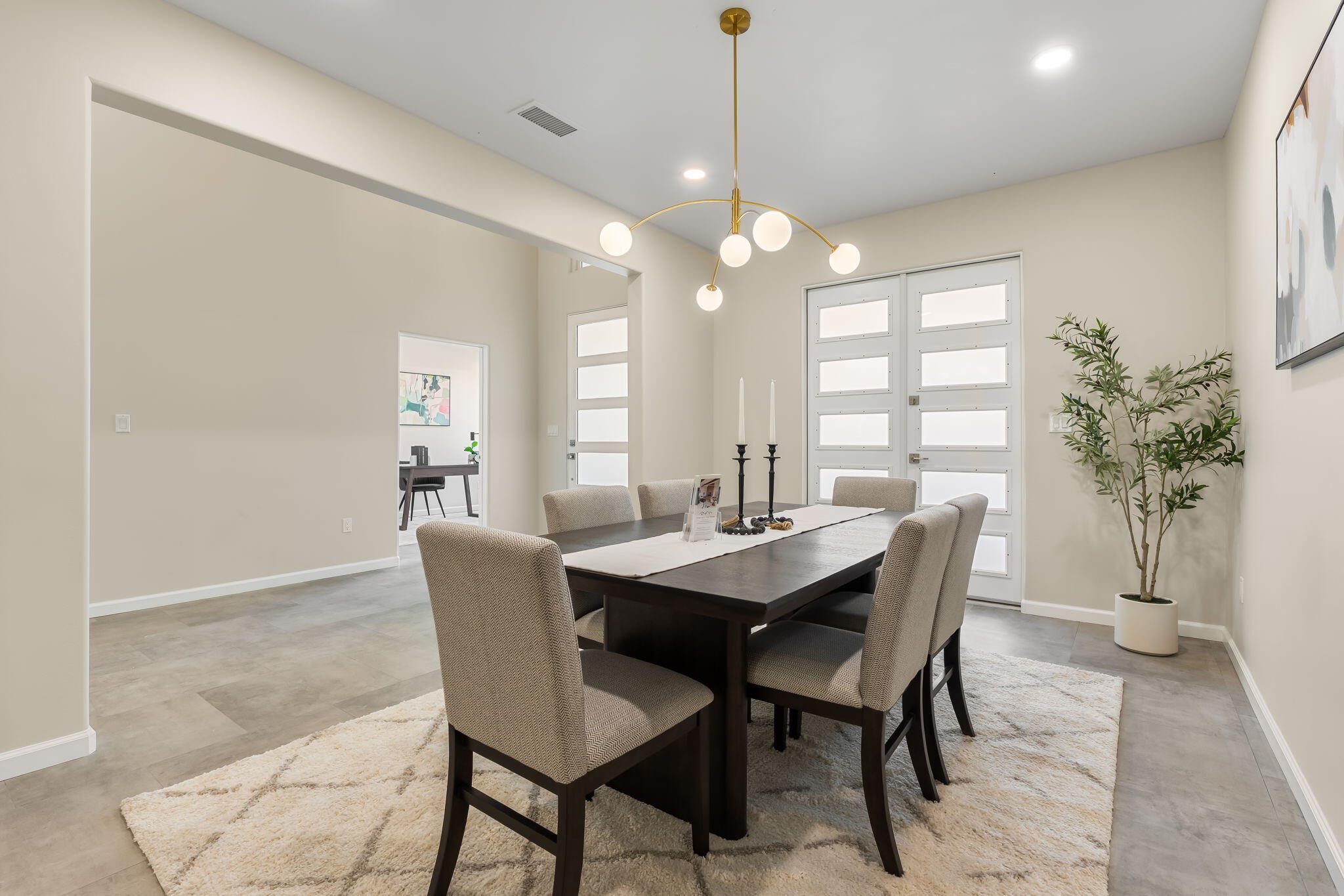 1910 Sunshine Road SW