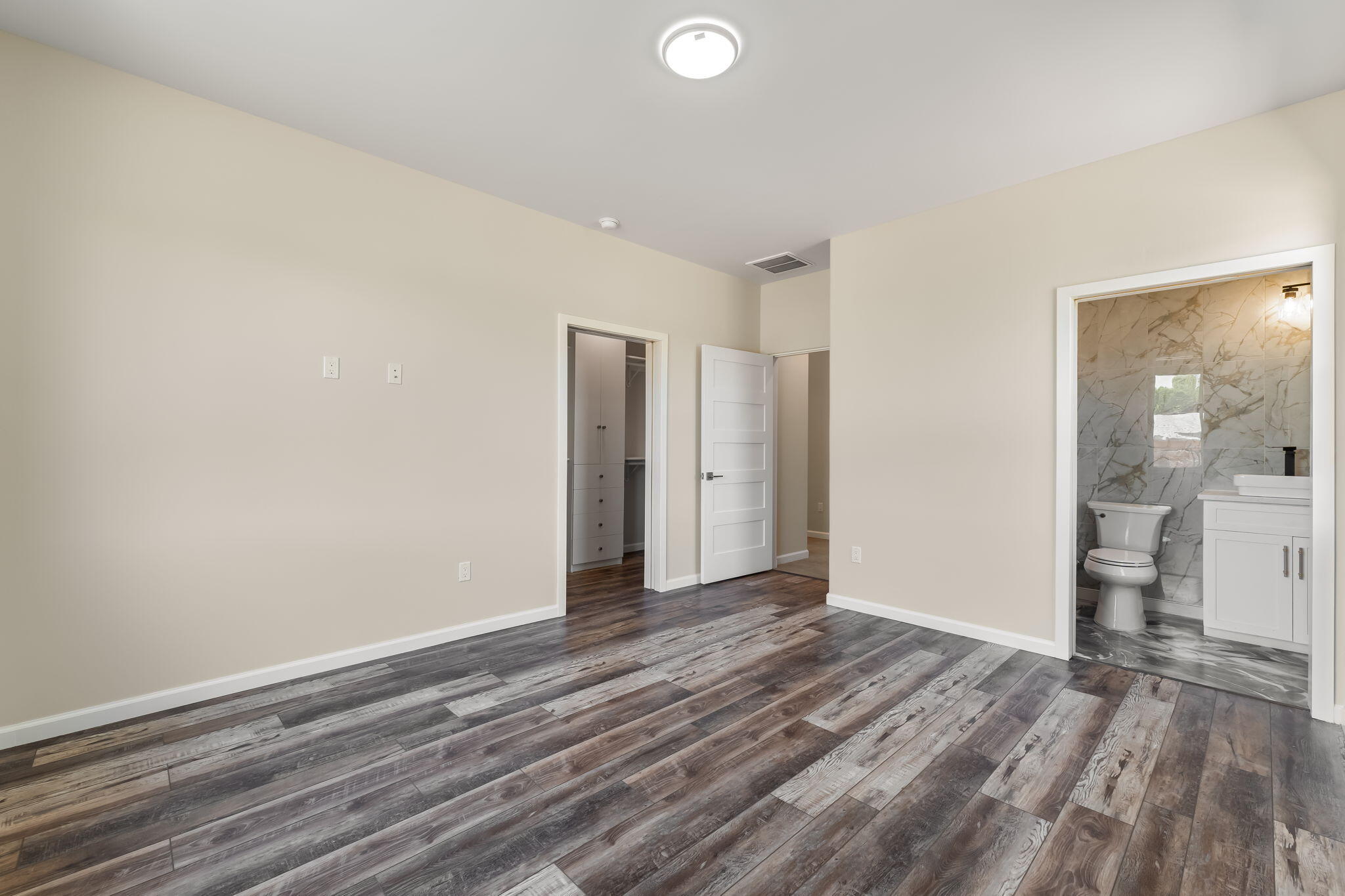 1910 Sunshine Road SW