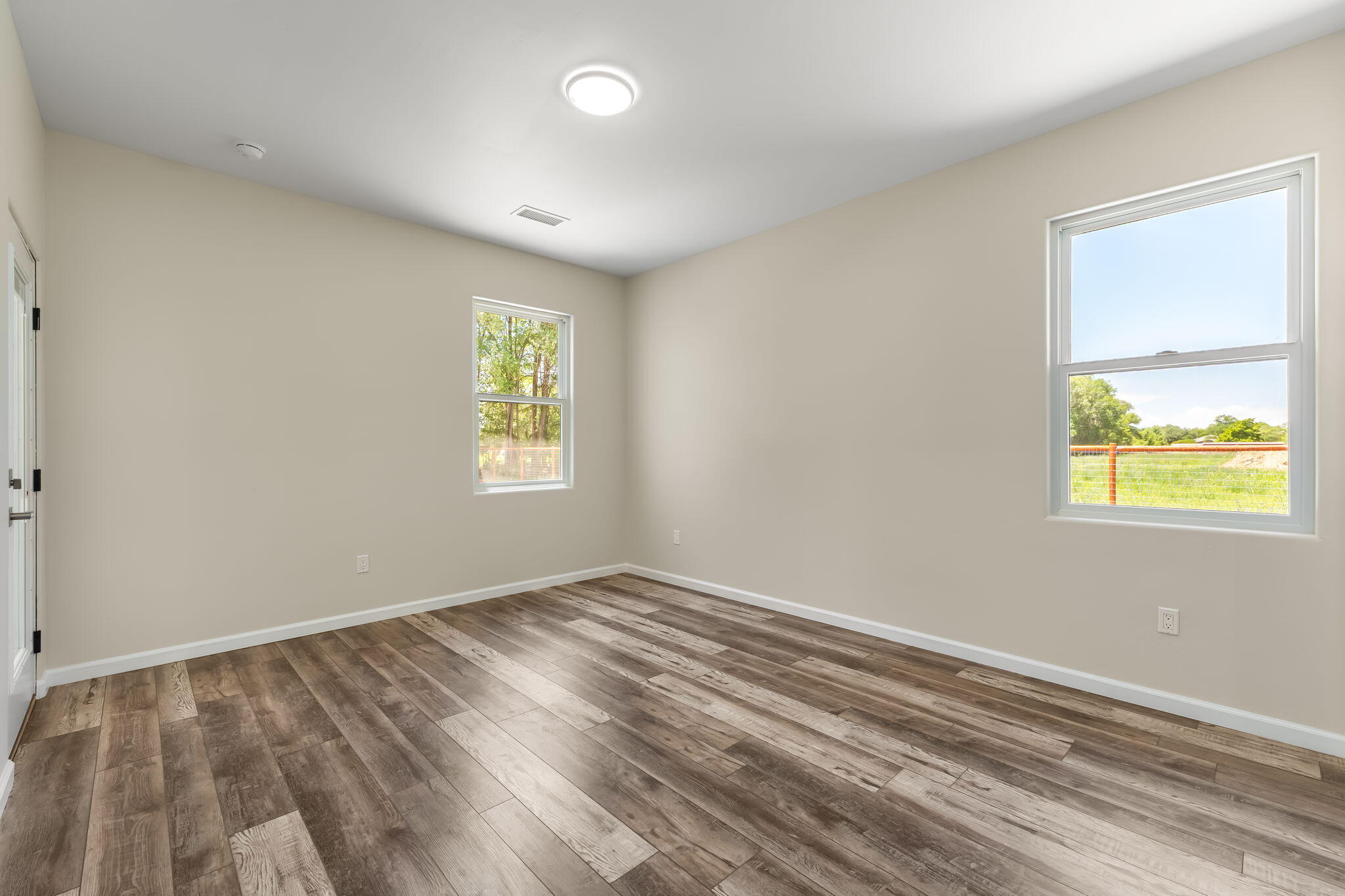 1910 Sunshine Road SW