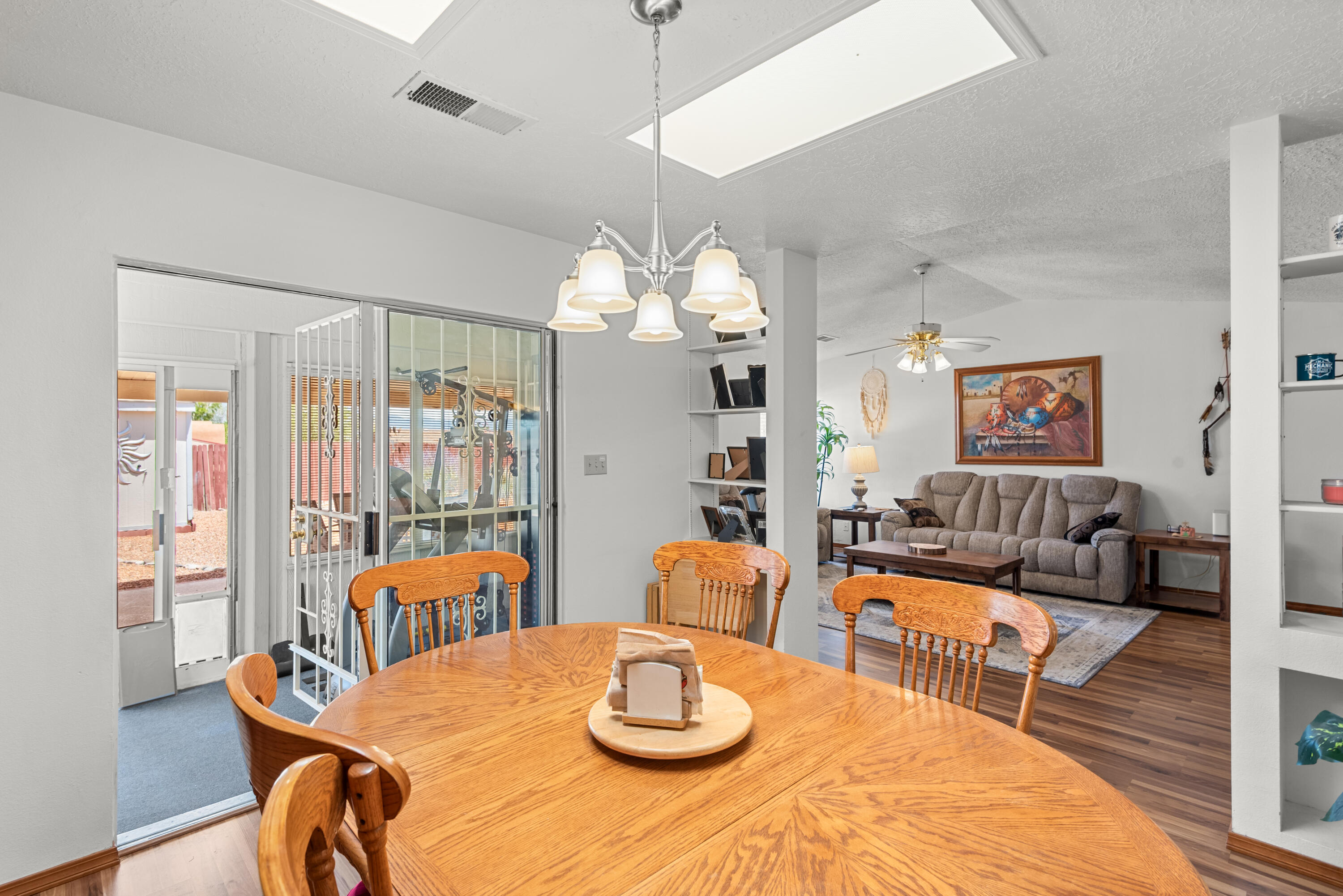 216 Prestige Way NE
