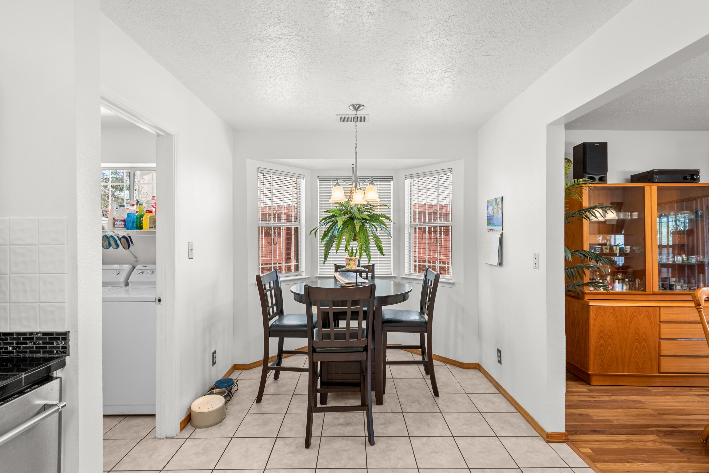 216 Prestige Way NE