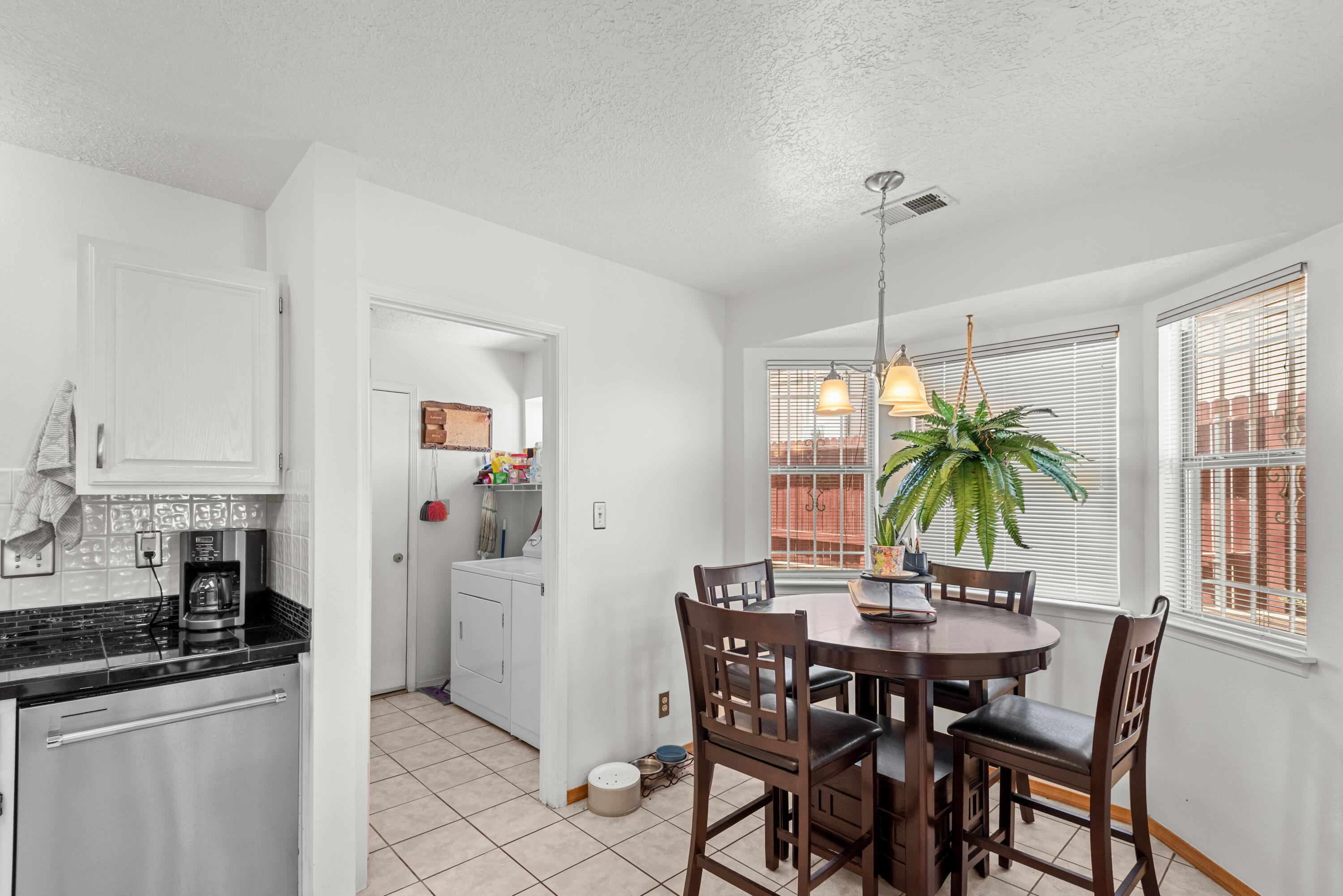216 Prestige Way NE