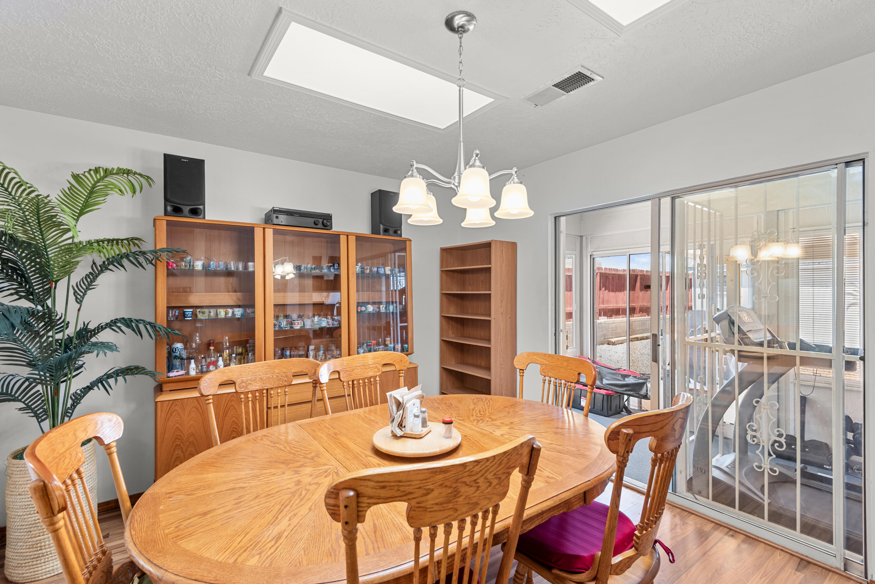 216 Prestige Way NE