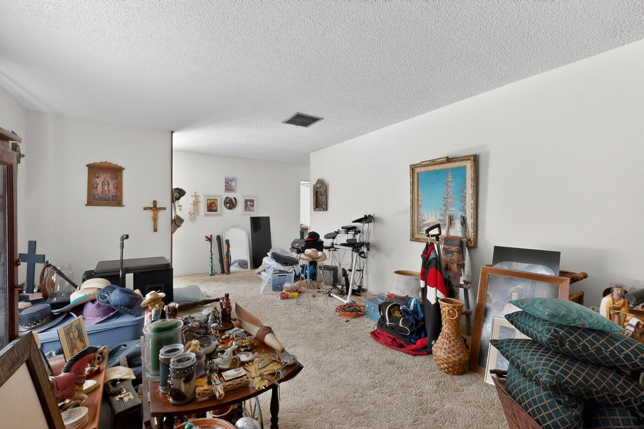 2825 Las Cruces Road NE