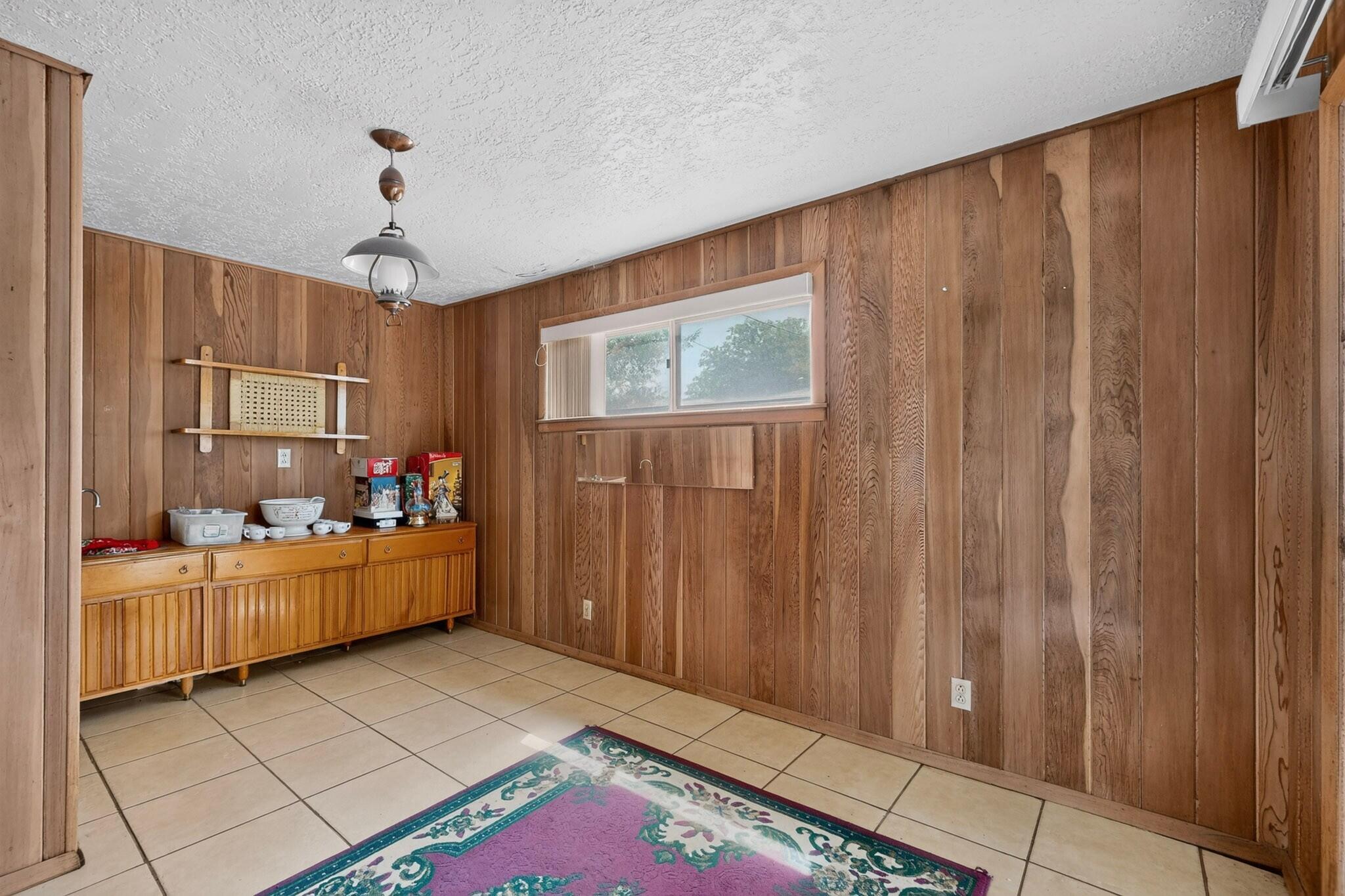 2825 Las Cruces Road NE