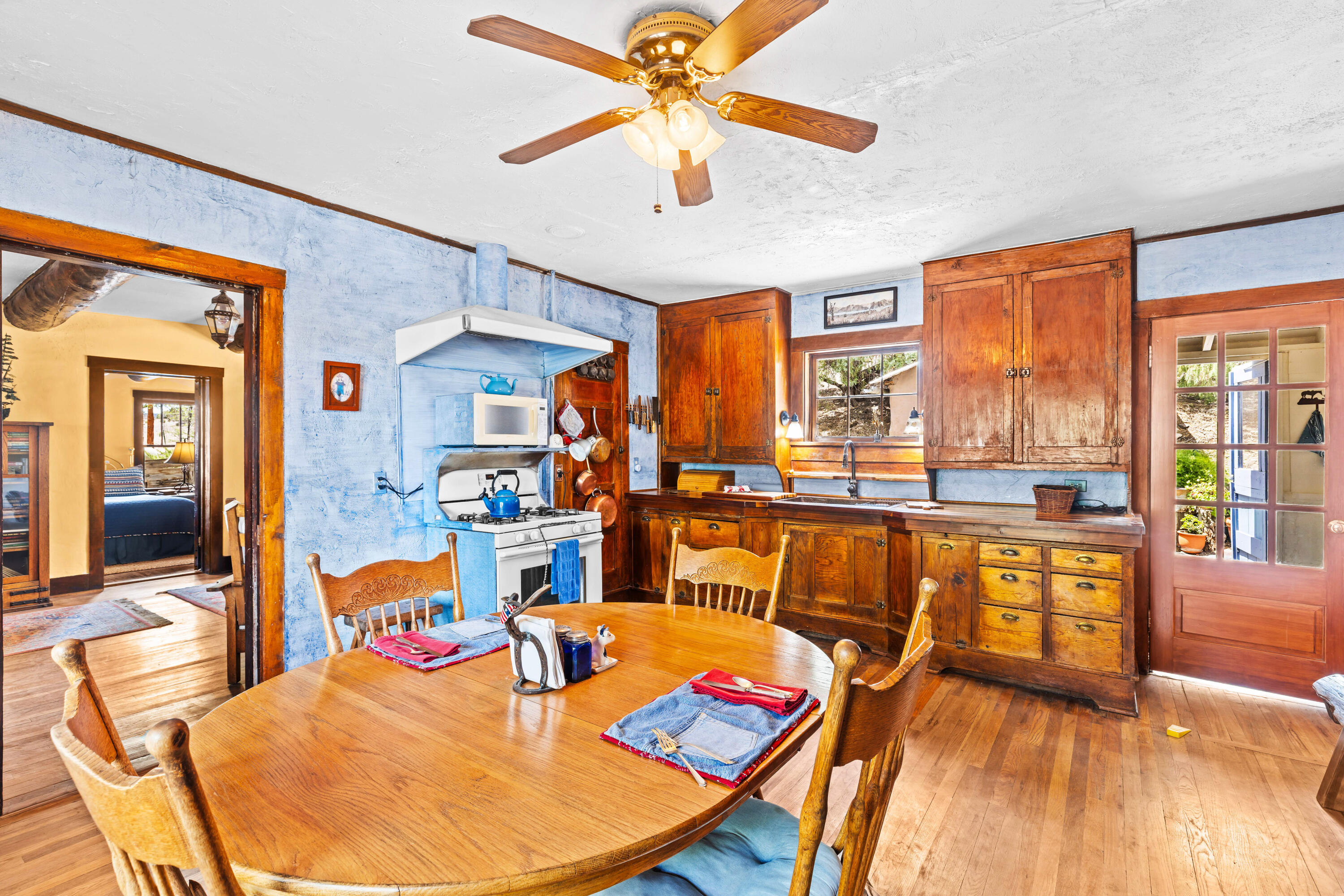116 Thomas Ranch Rd. Road