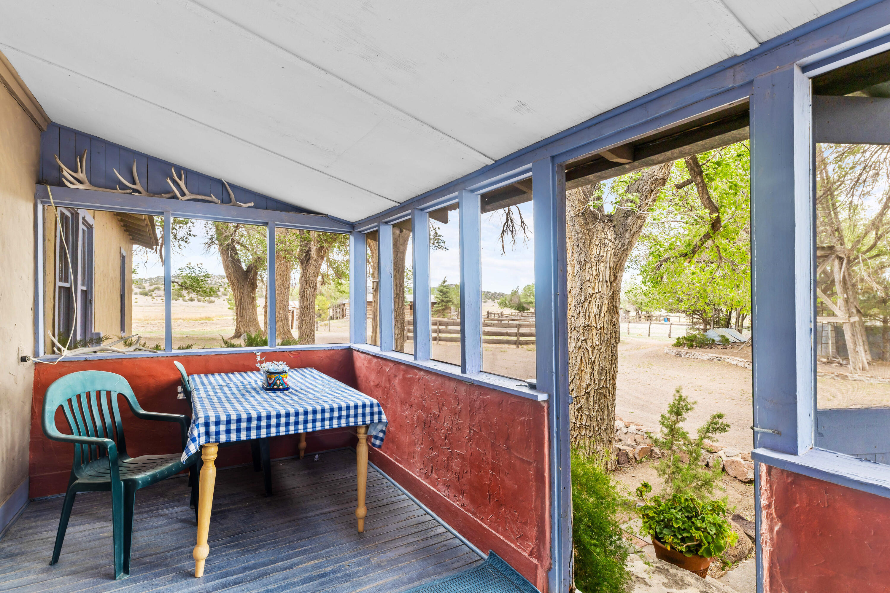 116 Thomas Ranch Rd. Road