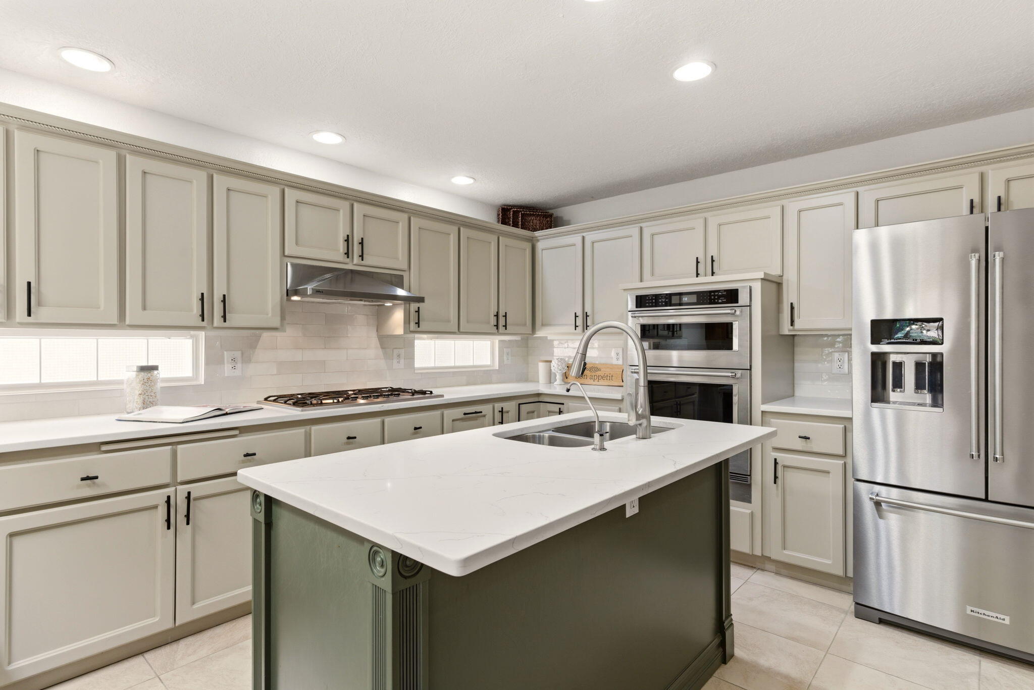 10608 Prestwick NE