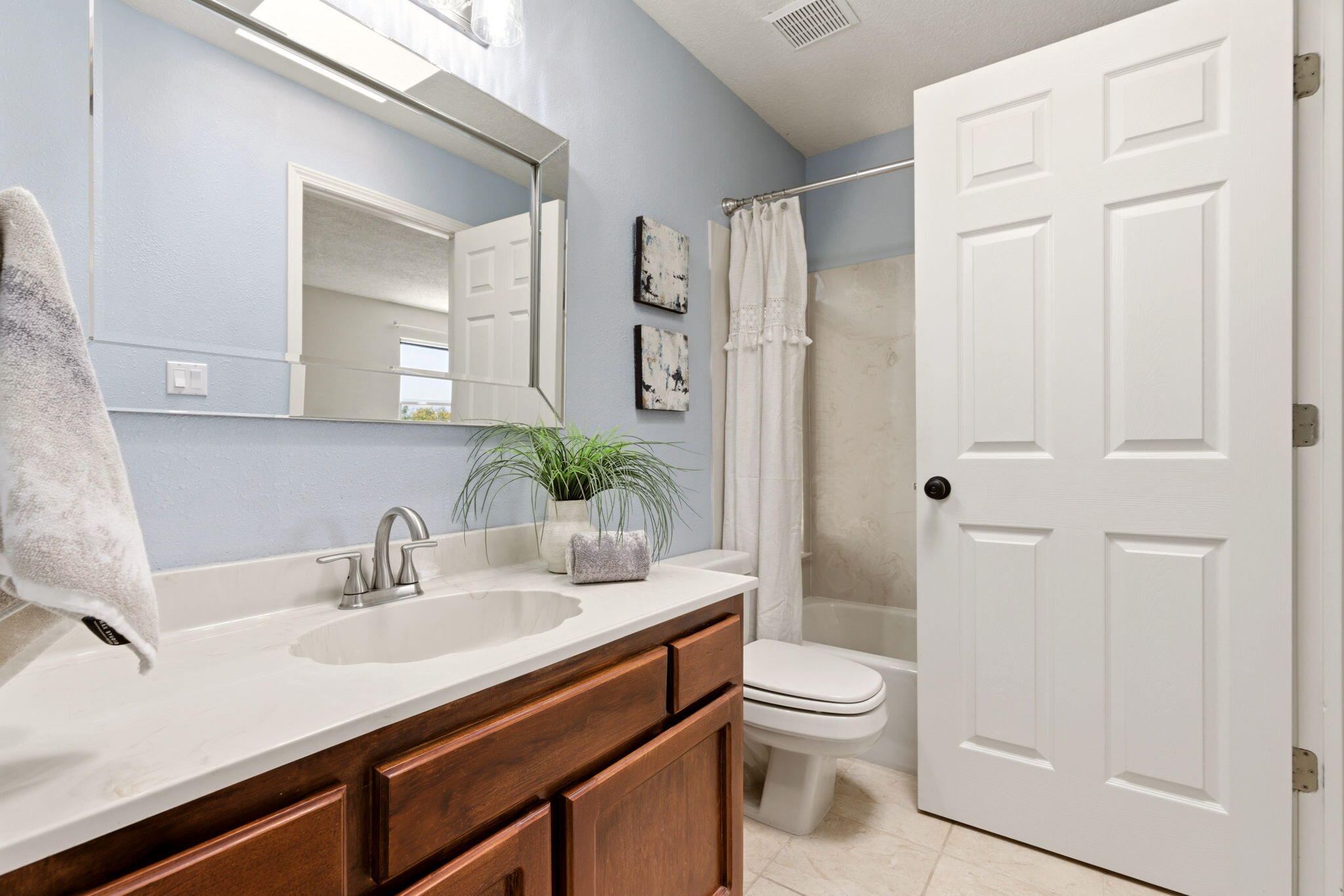 10608 Prestwick NE