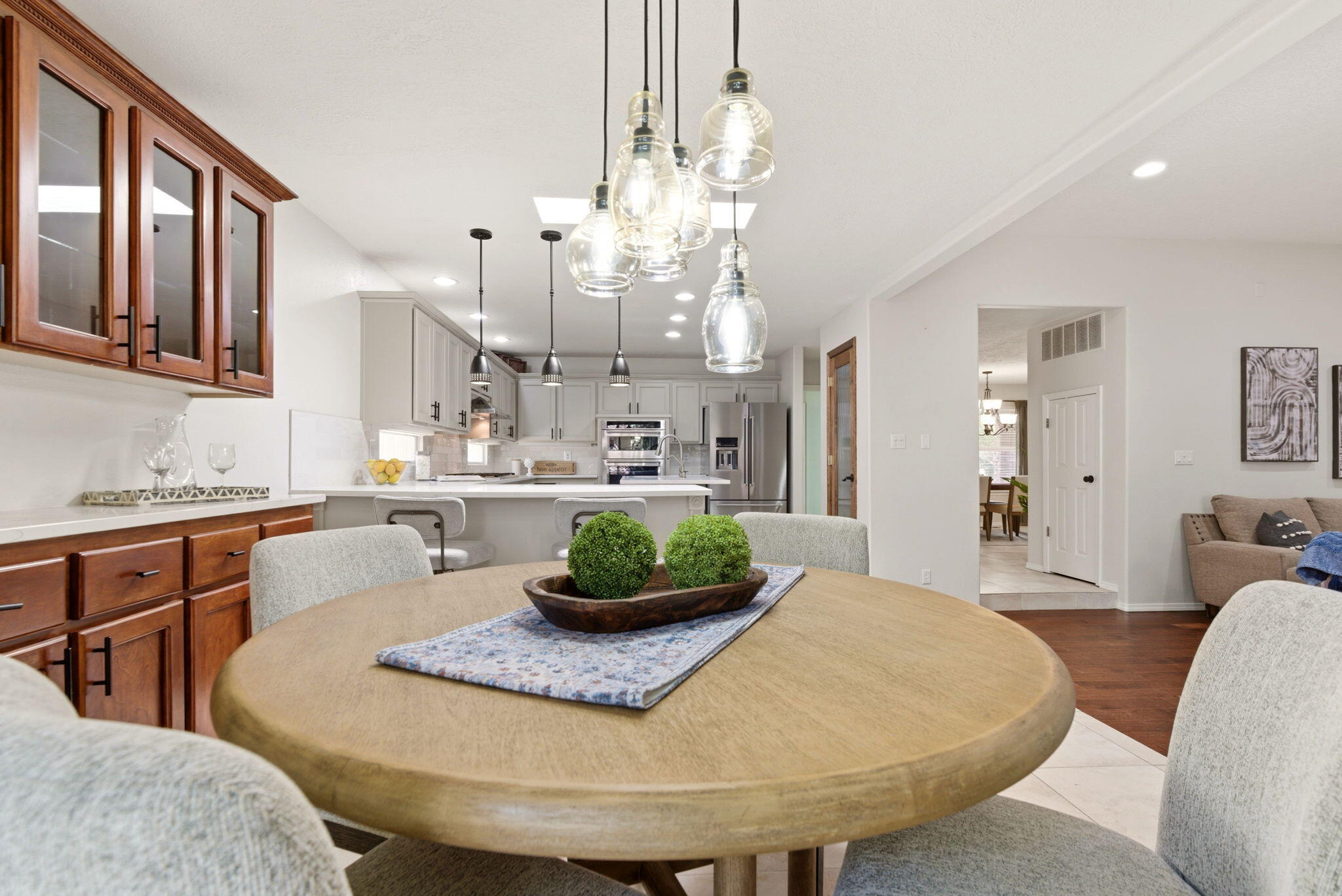 10608 Prestwick NE