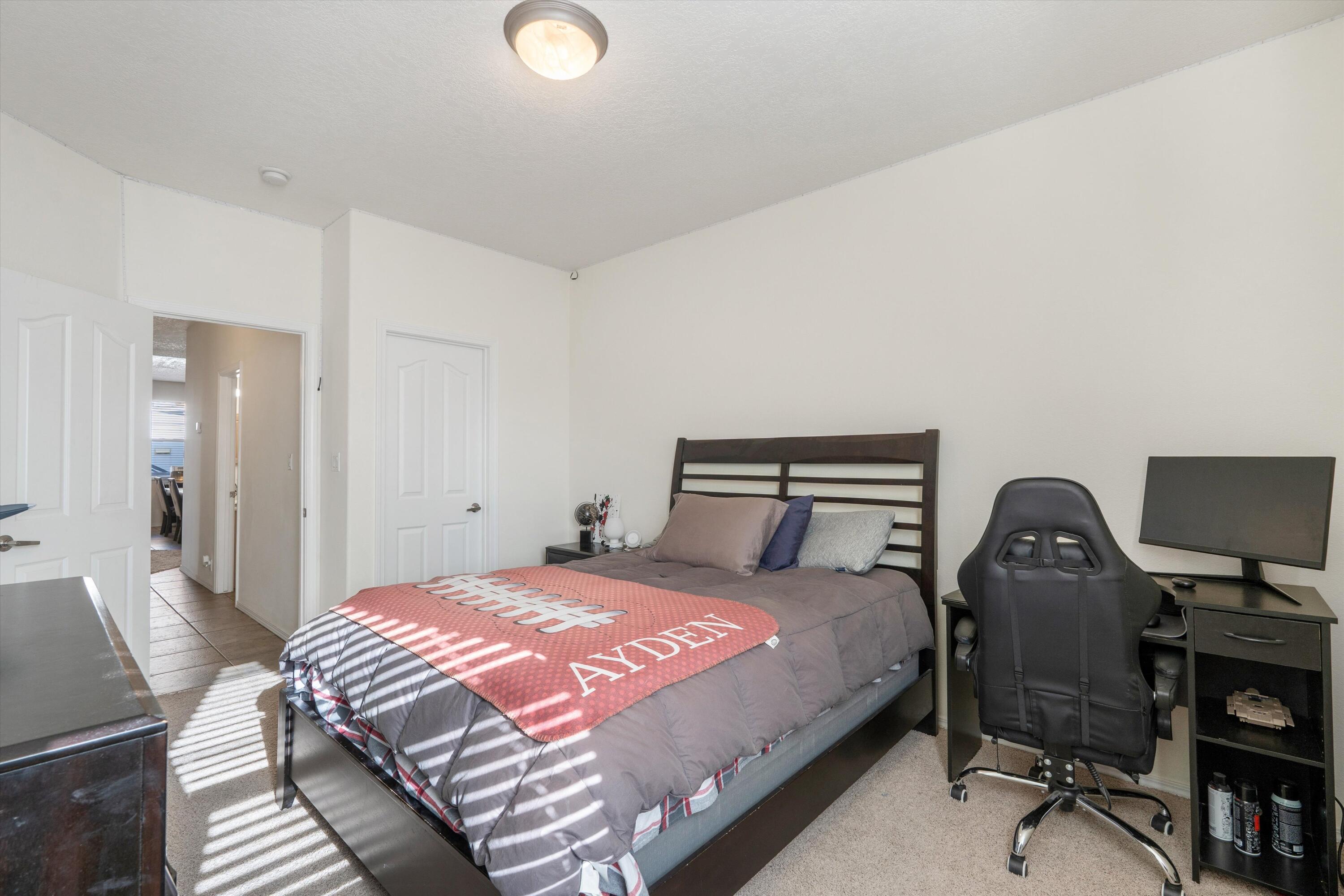 4957 Night Hawk Drive NE