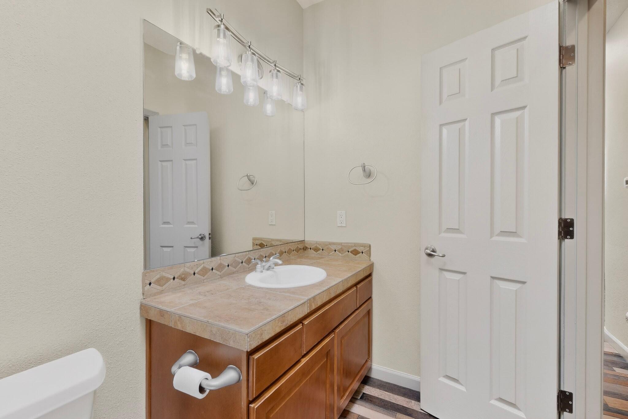 8720 Desert Fox Way NE