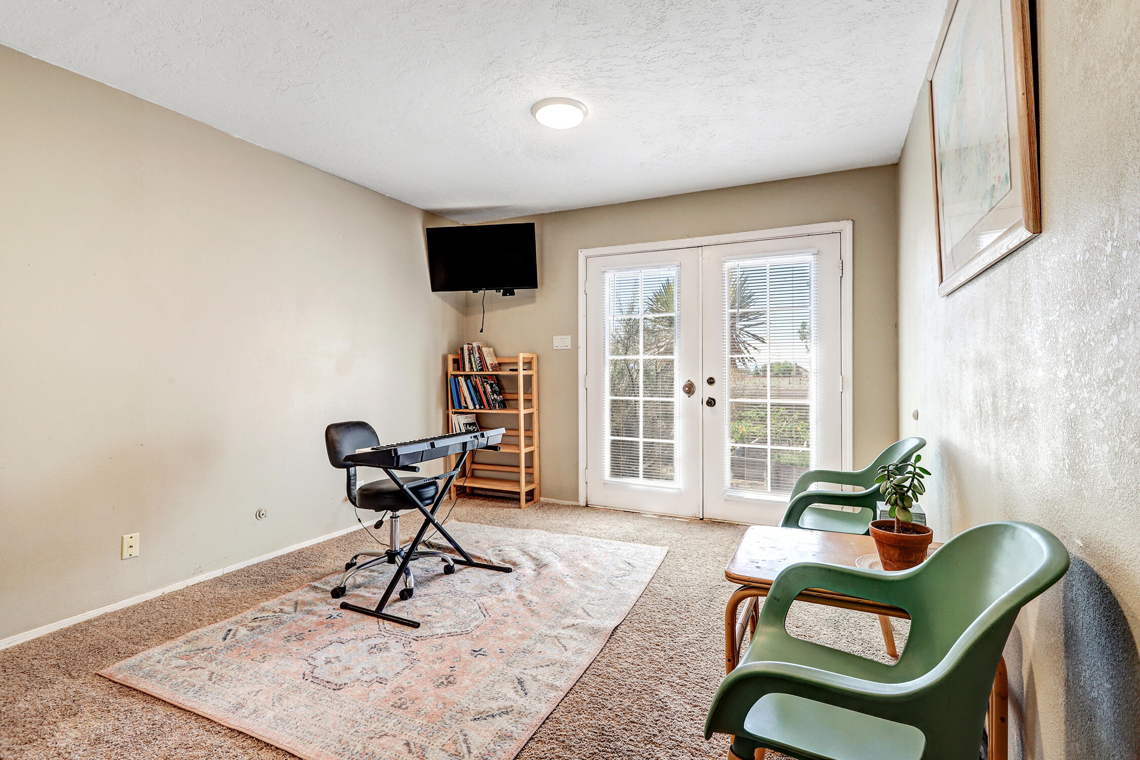 911 Palmas Altas Drive SE