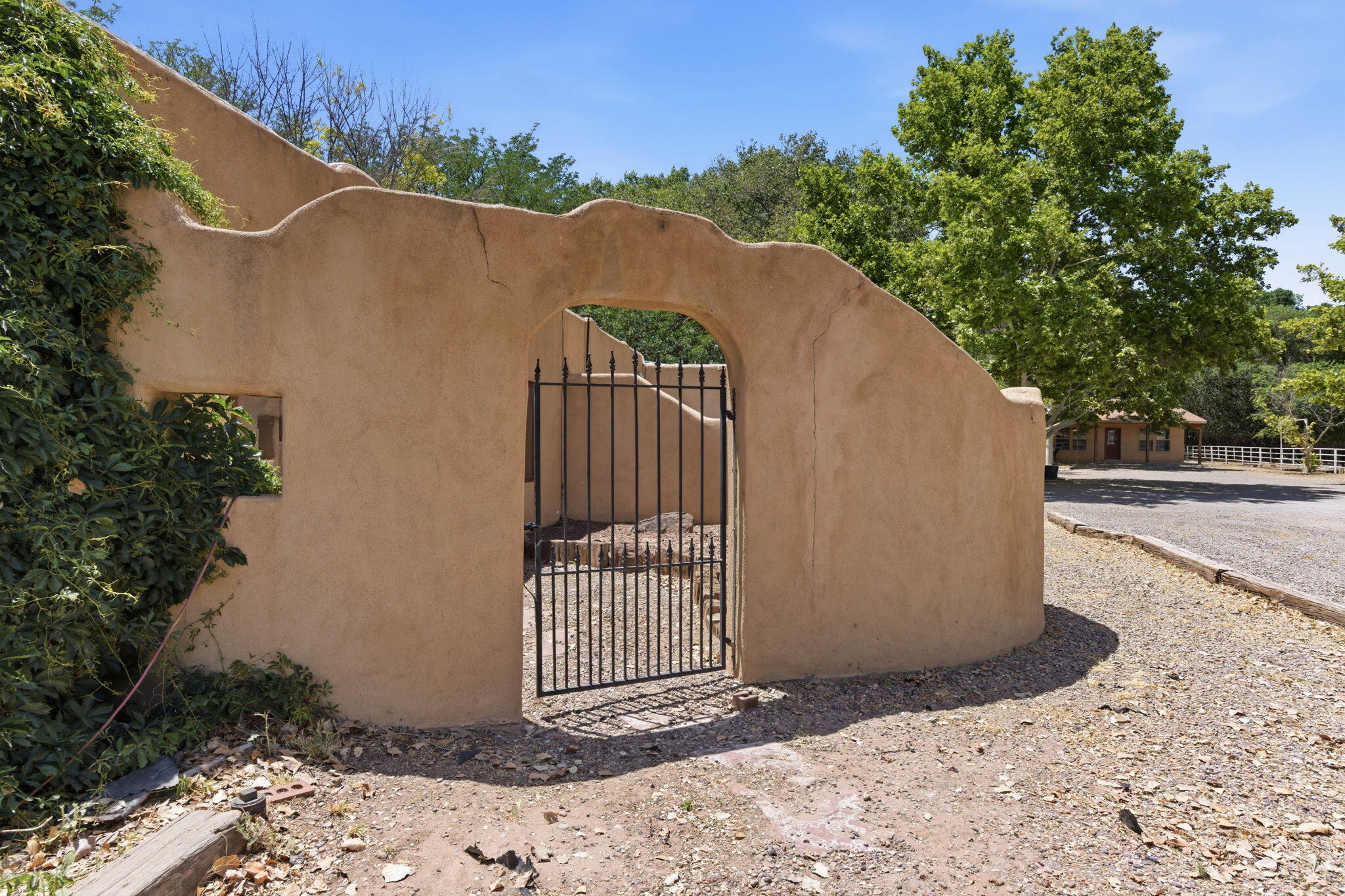 170 El Cerro Loop