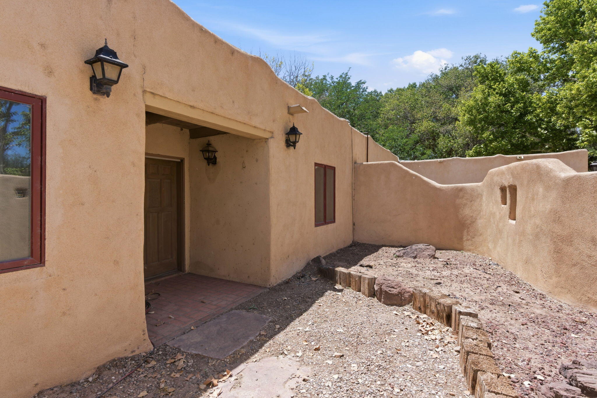 170 El Cerro Loop