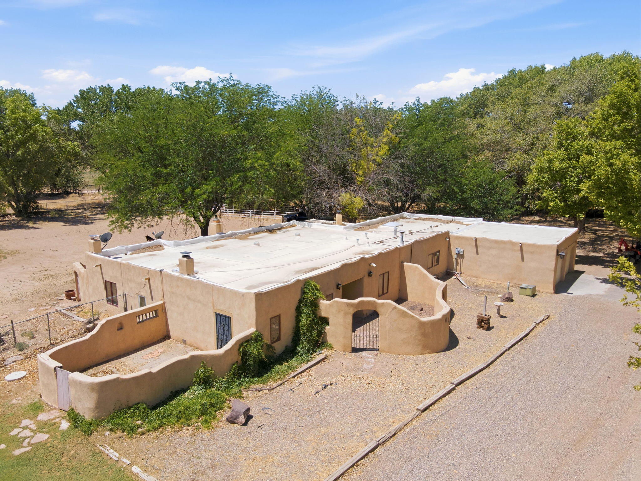 170 El Cerro Loop
