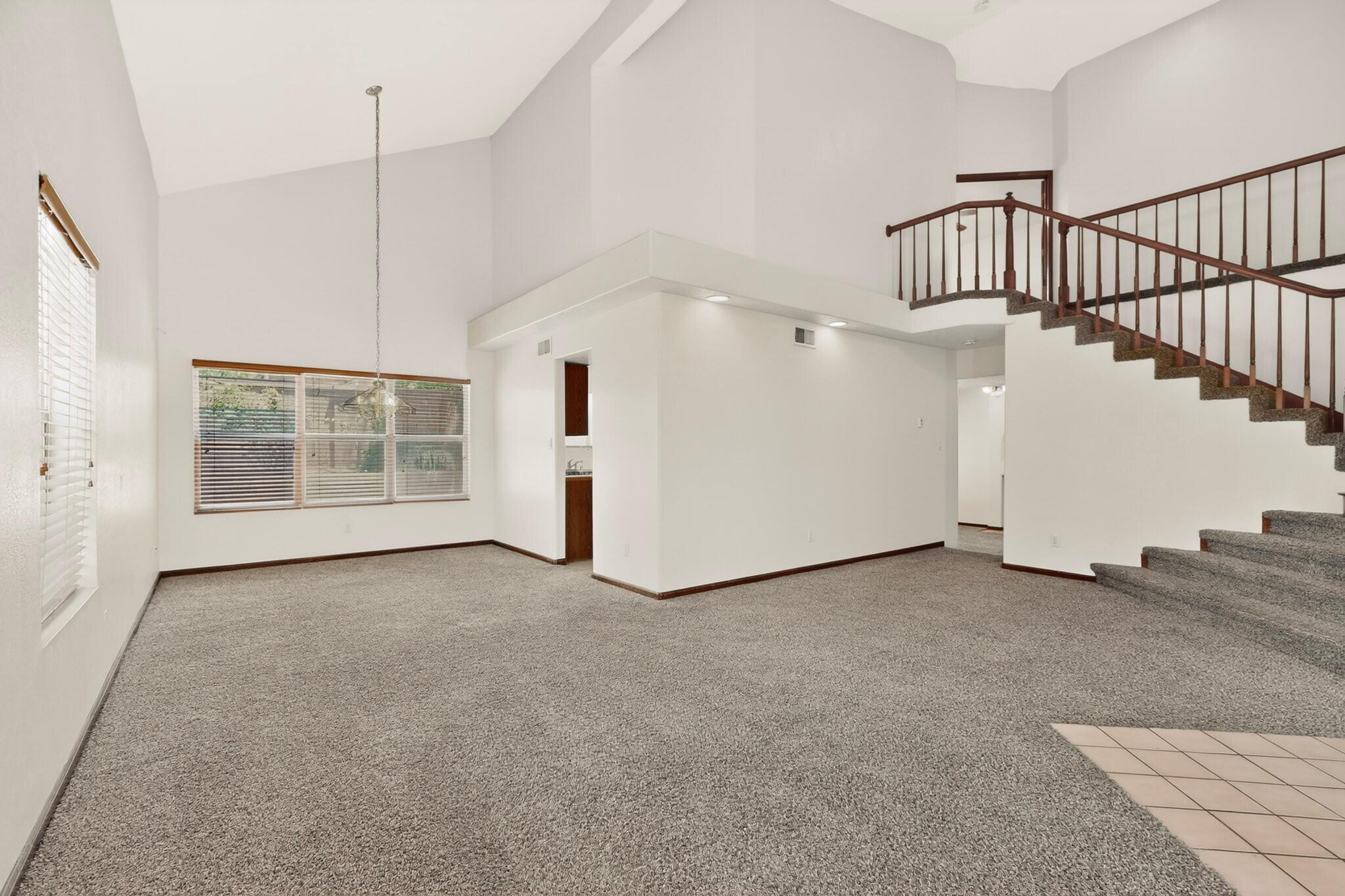 8908 Henriette Wyeth Drive NE