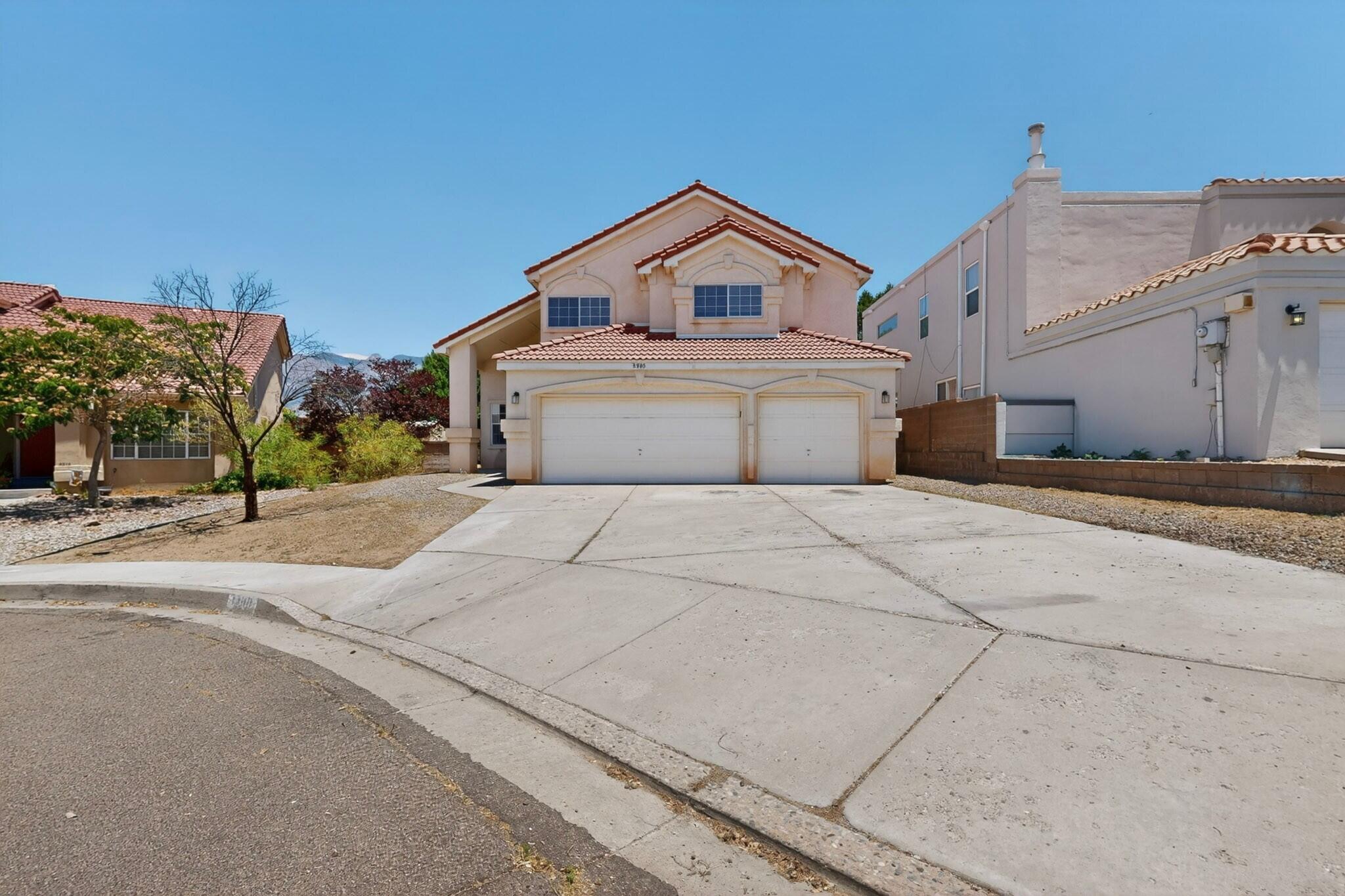 8908 Henriette Wyeth Drive NE