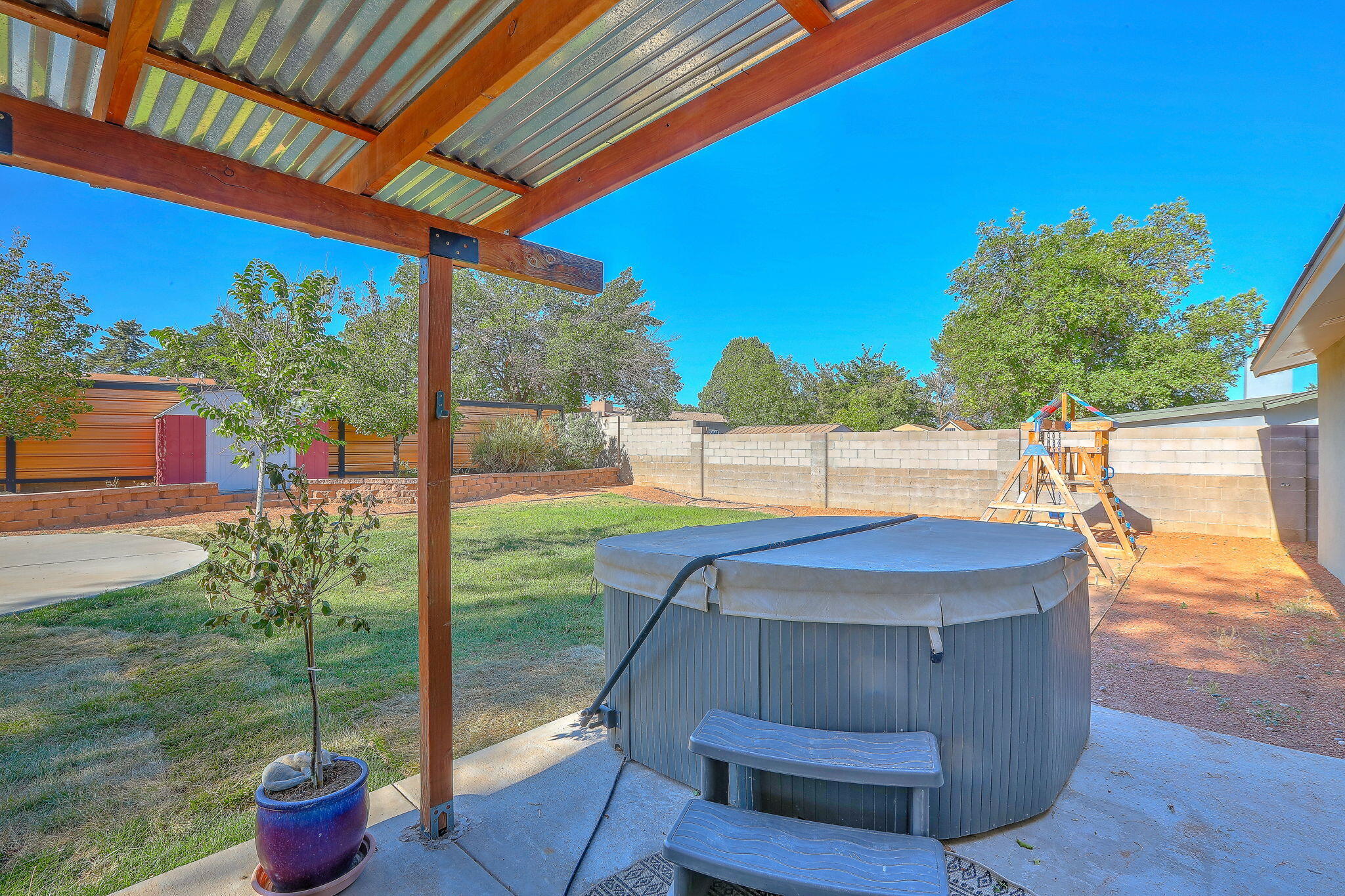 4909 Homestead Trail NW