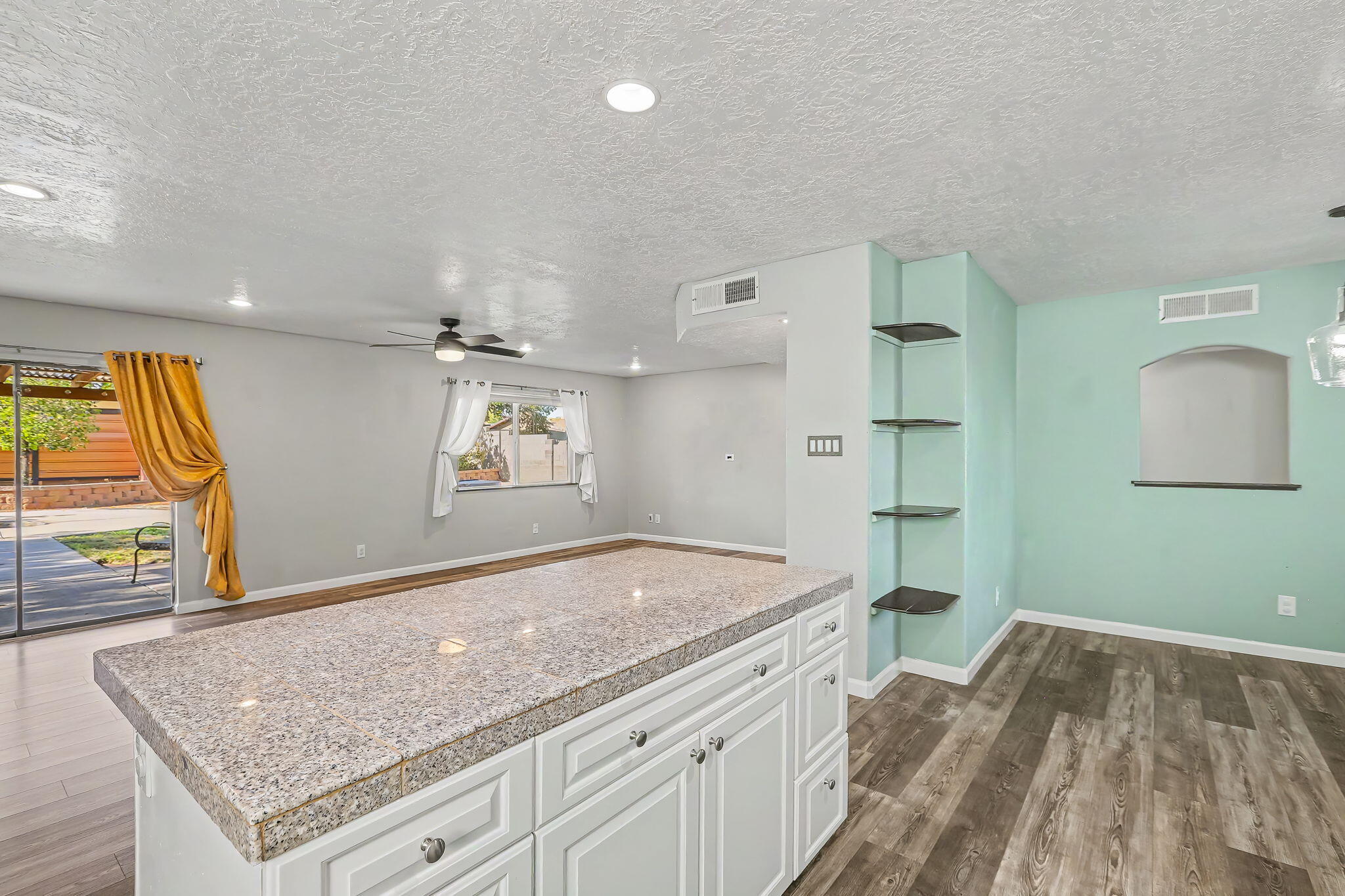 4909 Homestead Trail NW