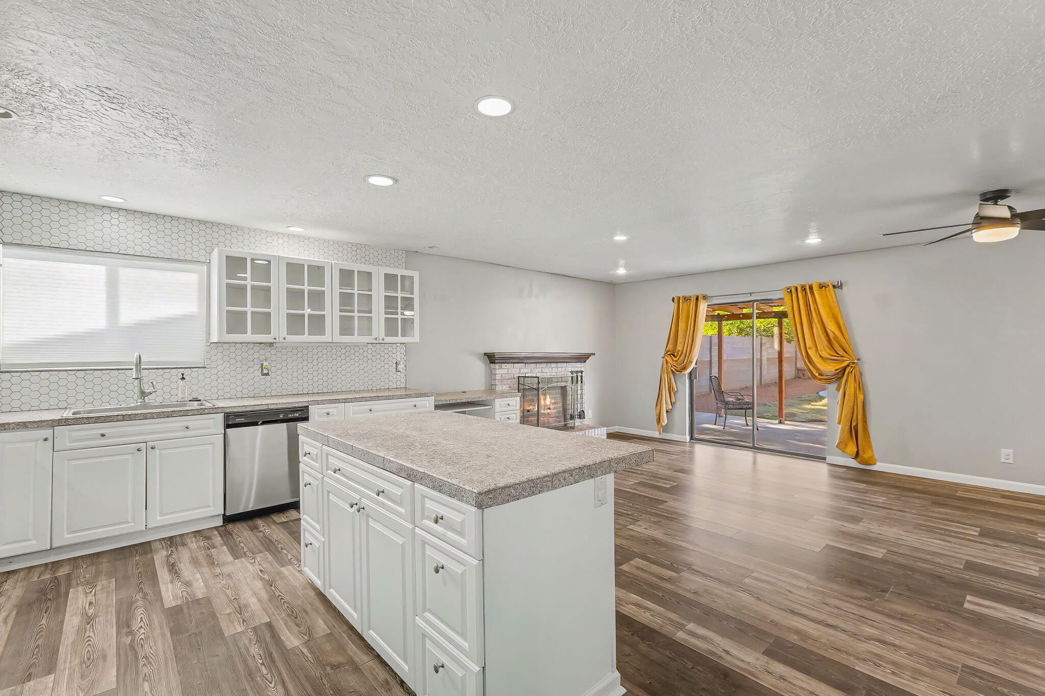 4909 Homestead Trail NW