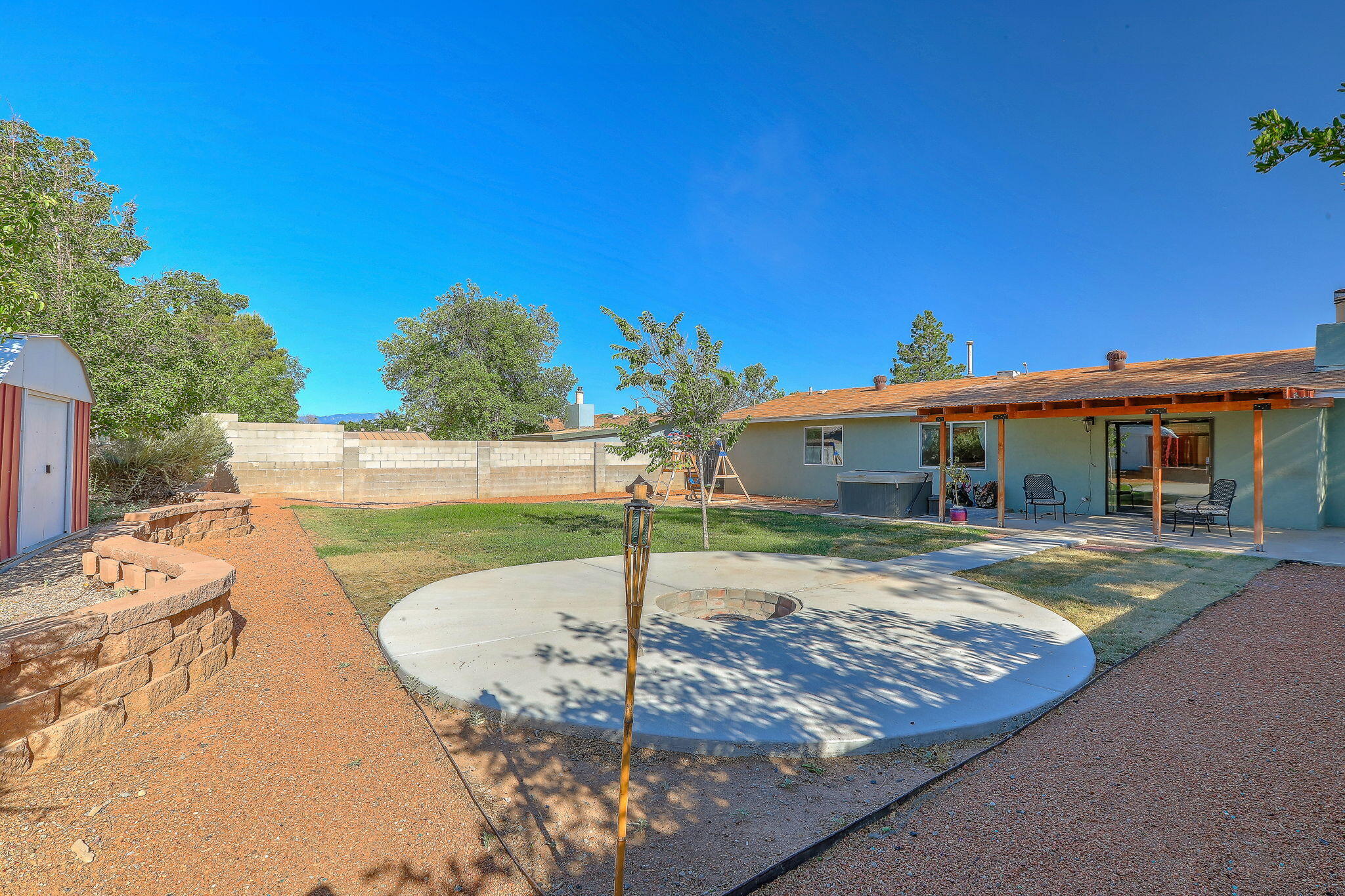 4909 Homestead Trail NW