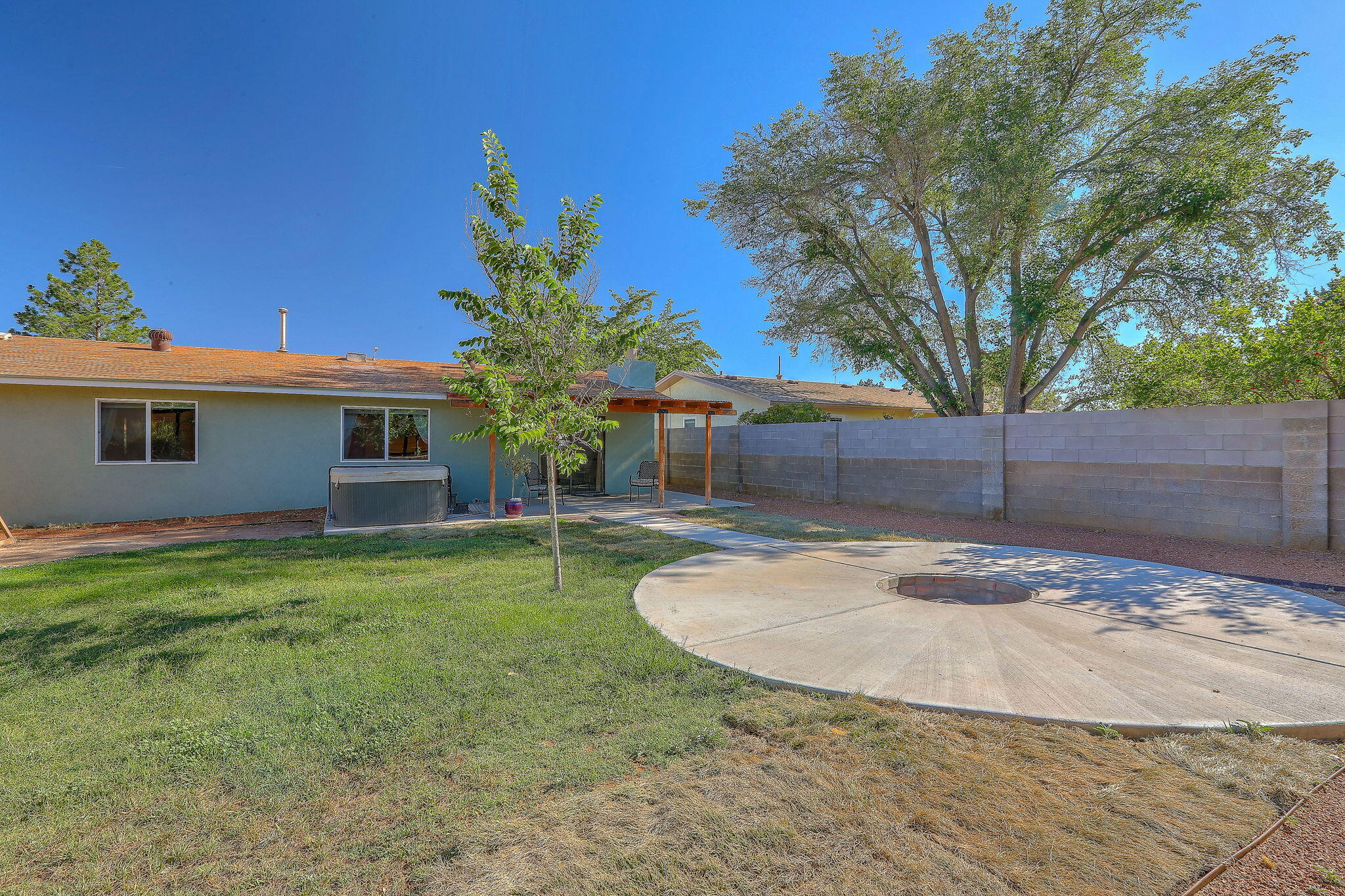 4909 Homestead Trail NW