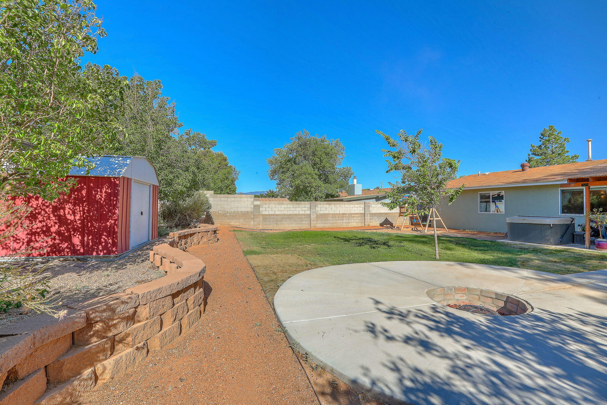 4909 Homestead Trail NW