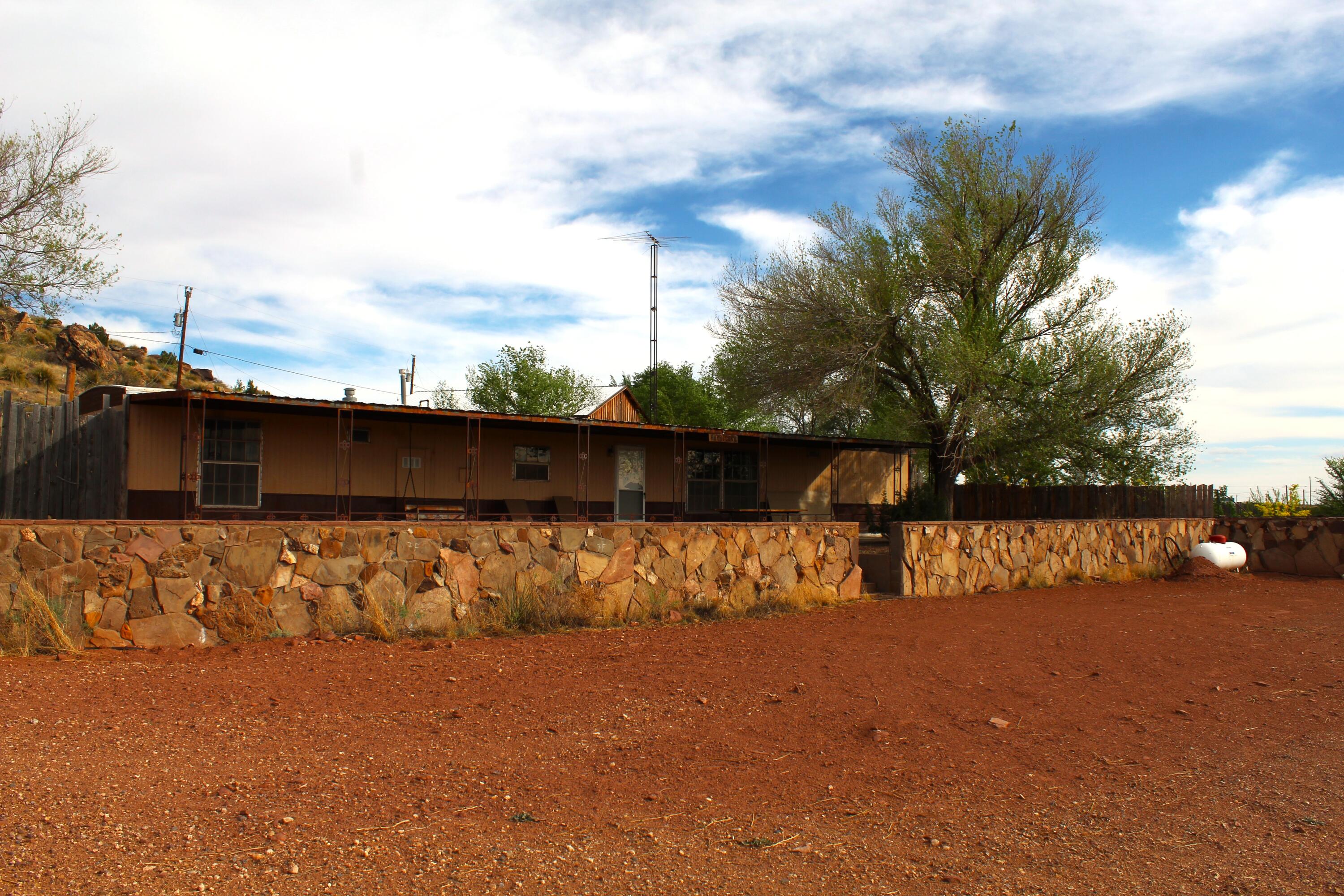 405 & 407 Bullhead Drive