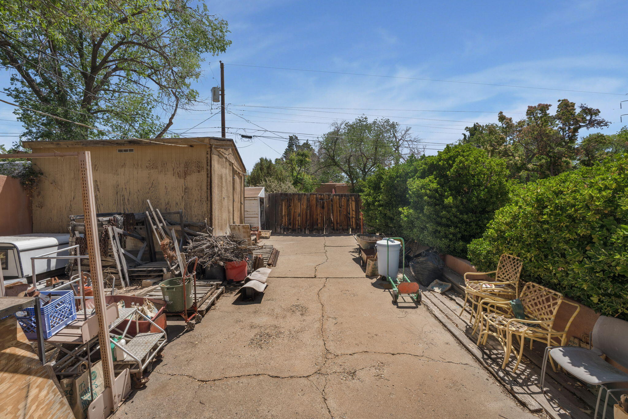 414 Vassar Drive NE