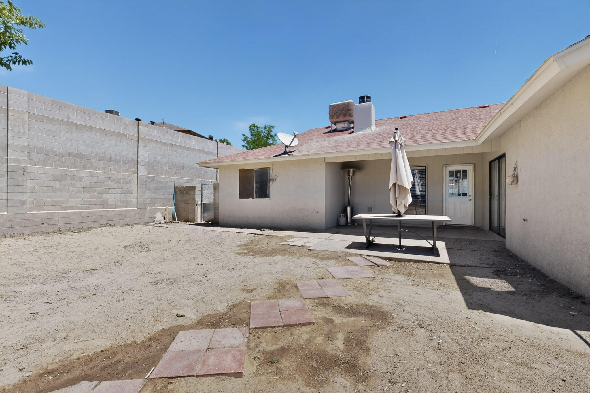 5104 La Subida Street NW