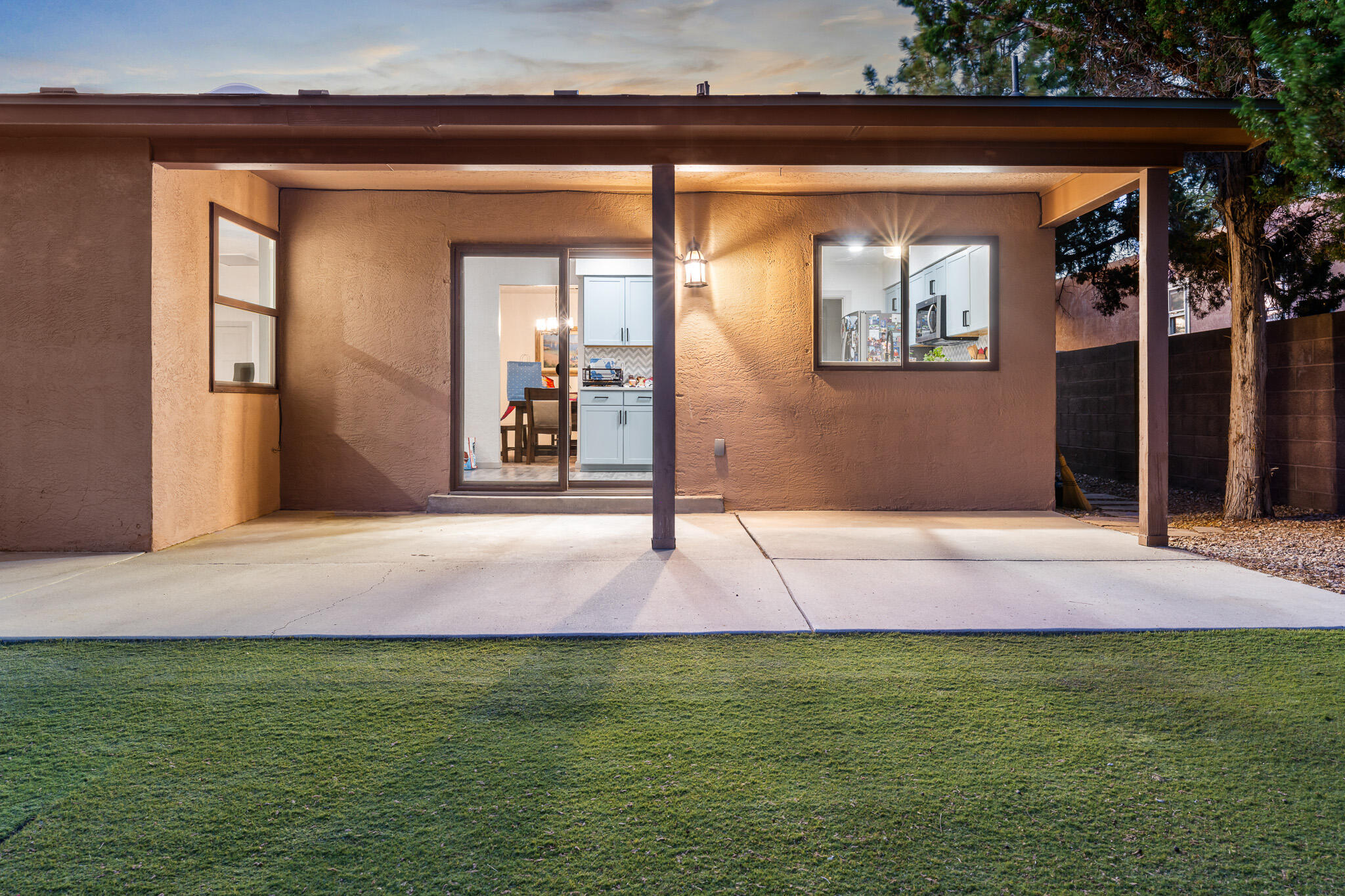 9812 Academy Hills Drive NE