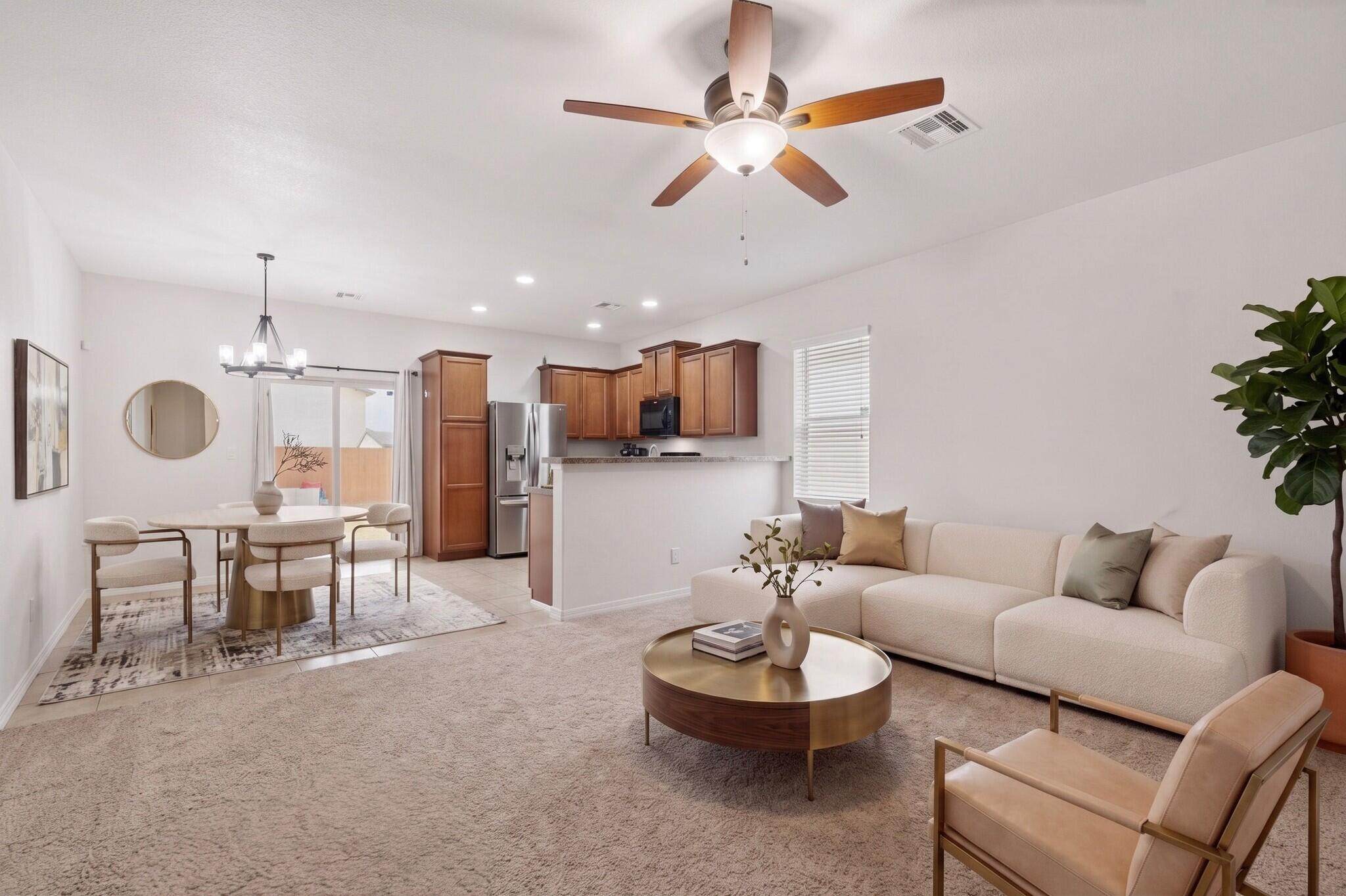 1818 Buckskin Loop NE