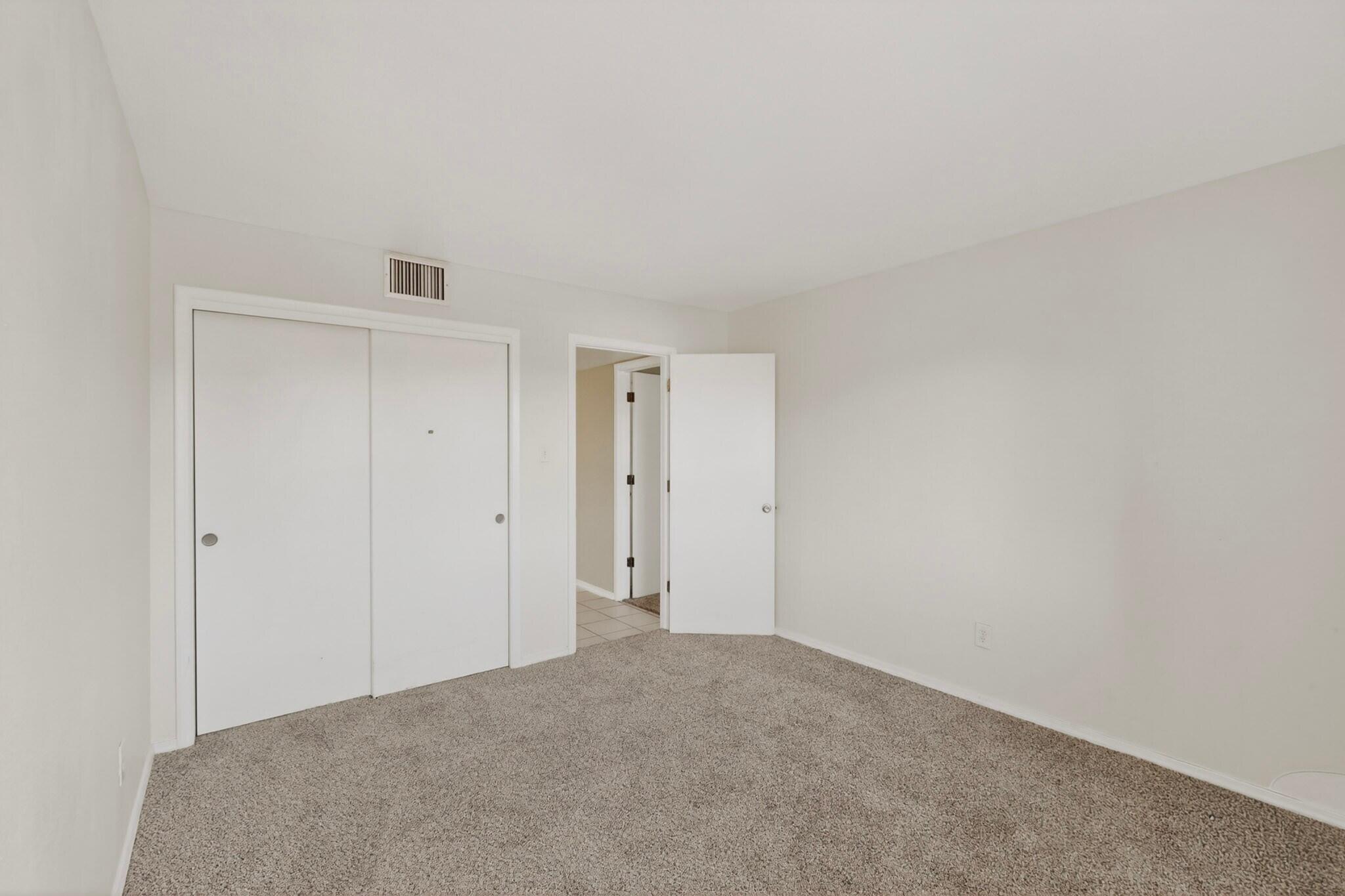 921 Country Club Drive SE APT J