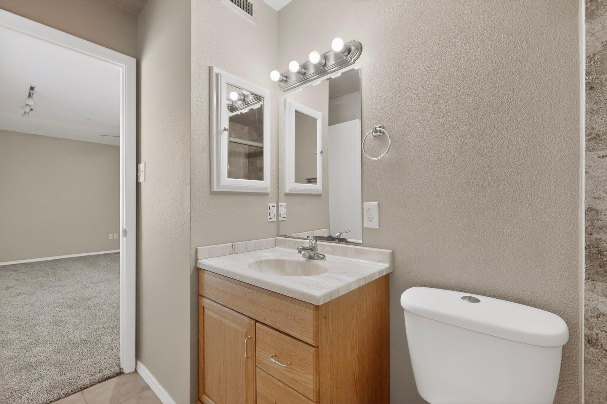 921 Country Club Drive SE APT J