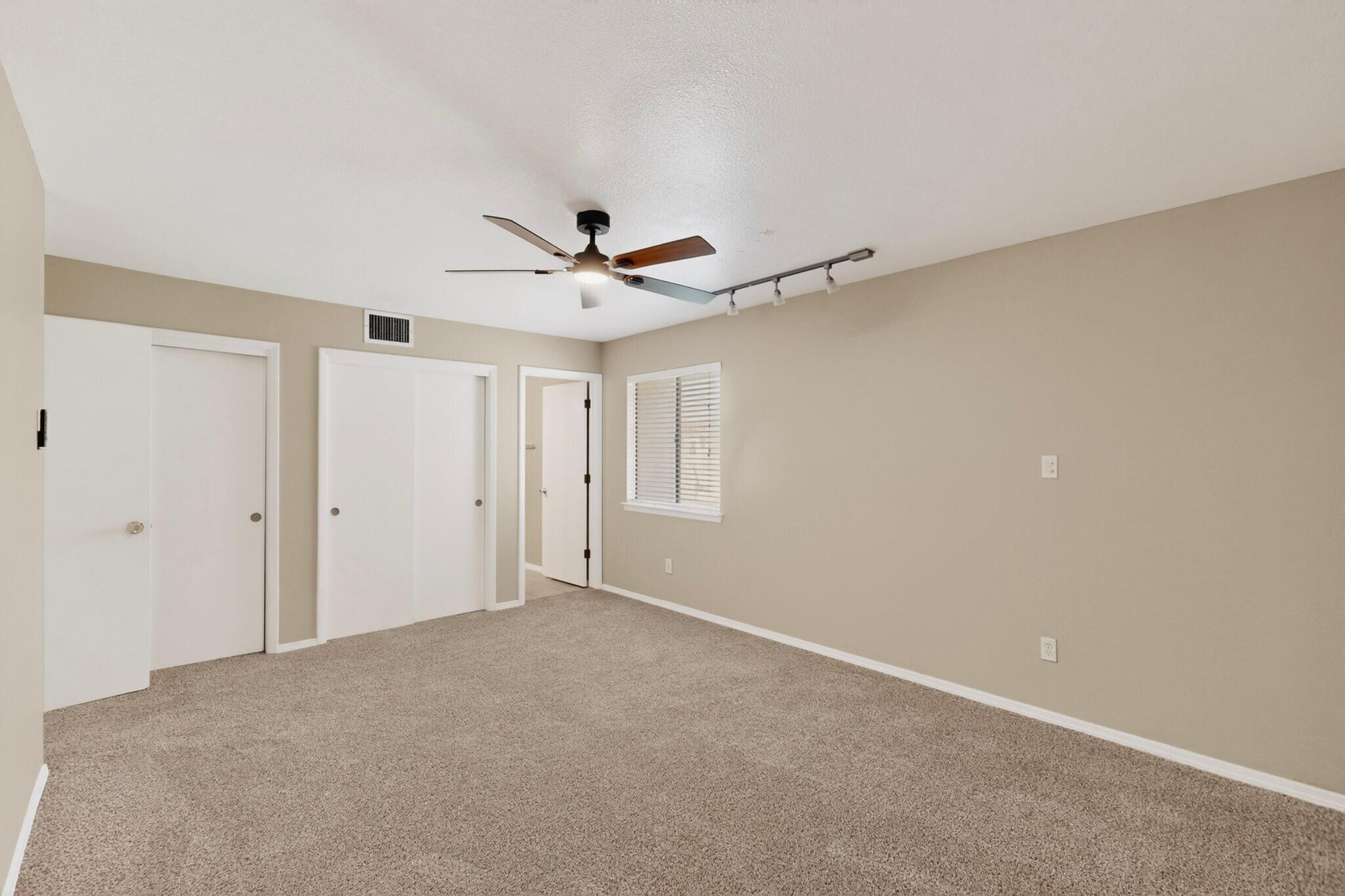 921 Country Club Drive SE APT J