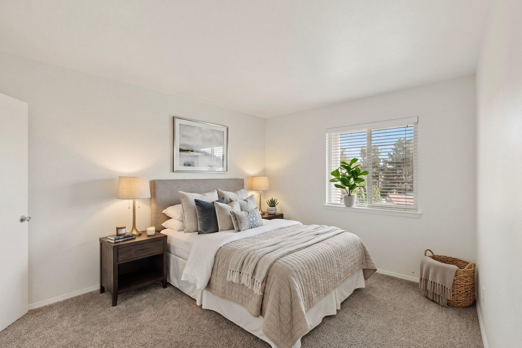 921 Country Club Drive SE APT J