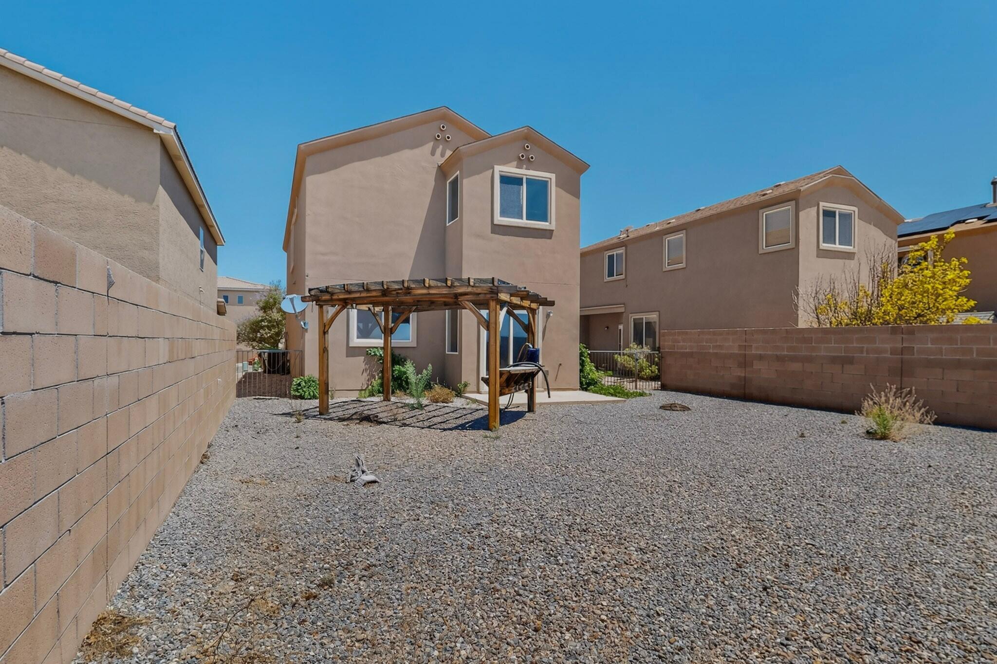 2448 Violeta Circle SE