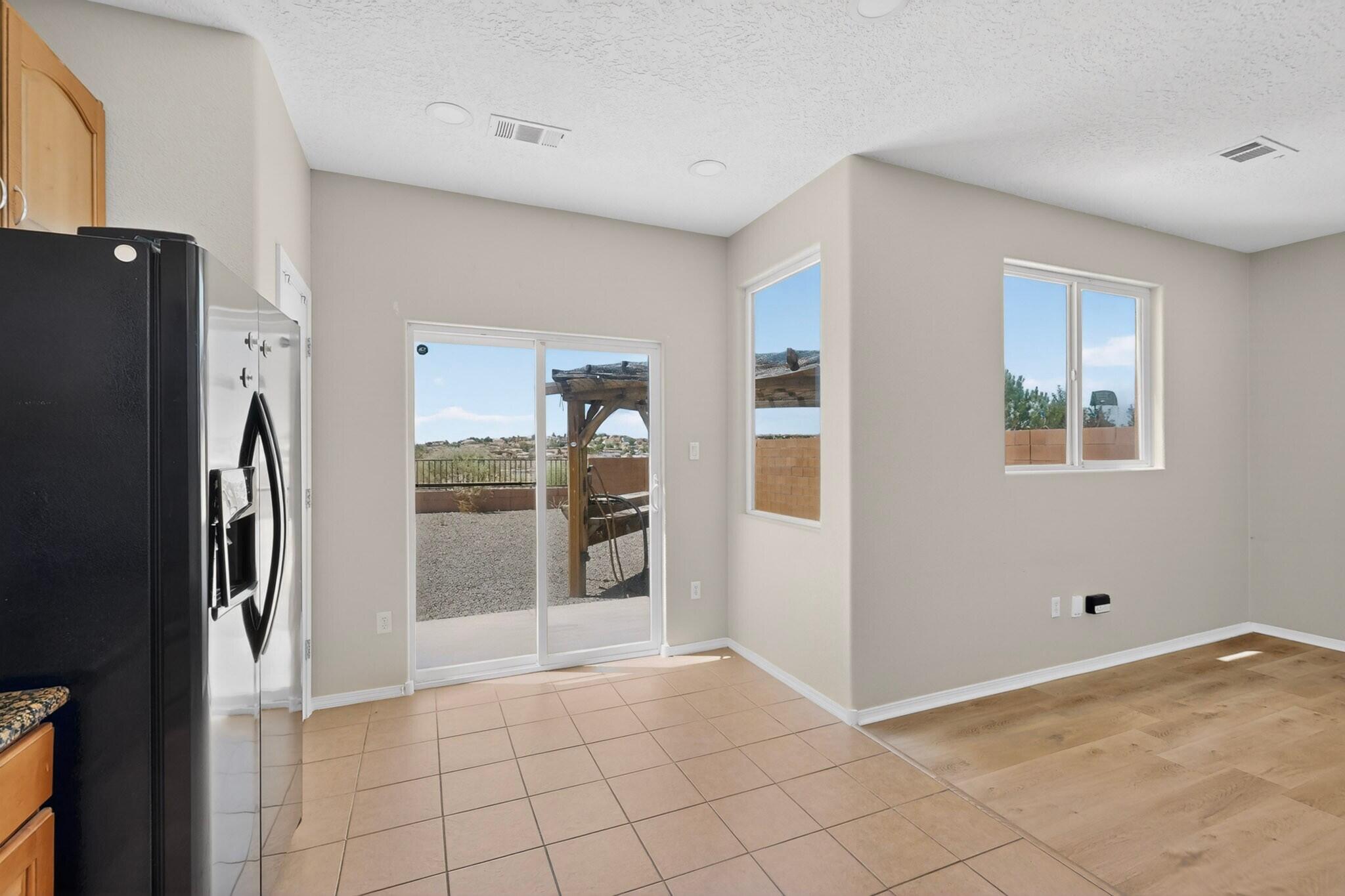 2448 Violeta Circle SE