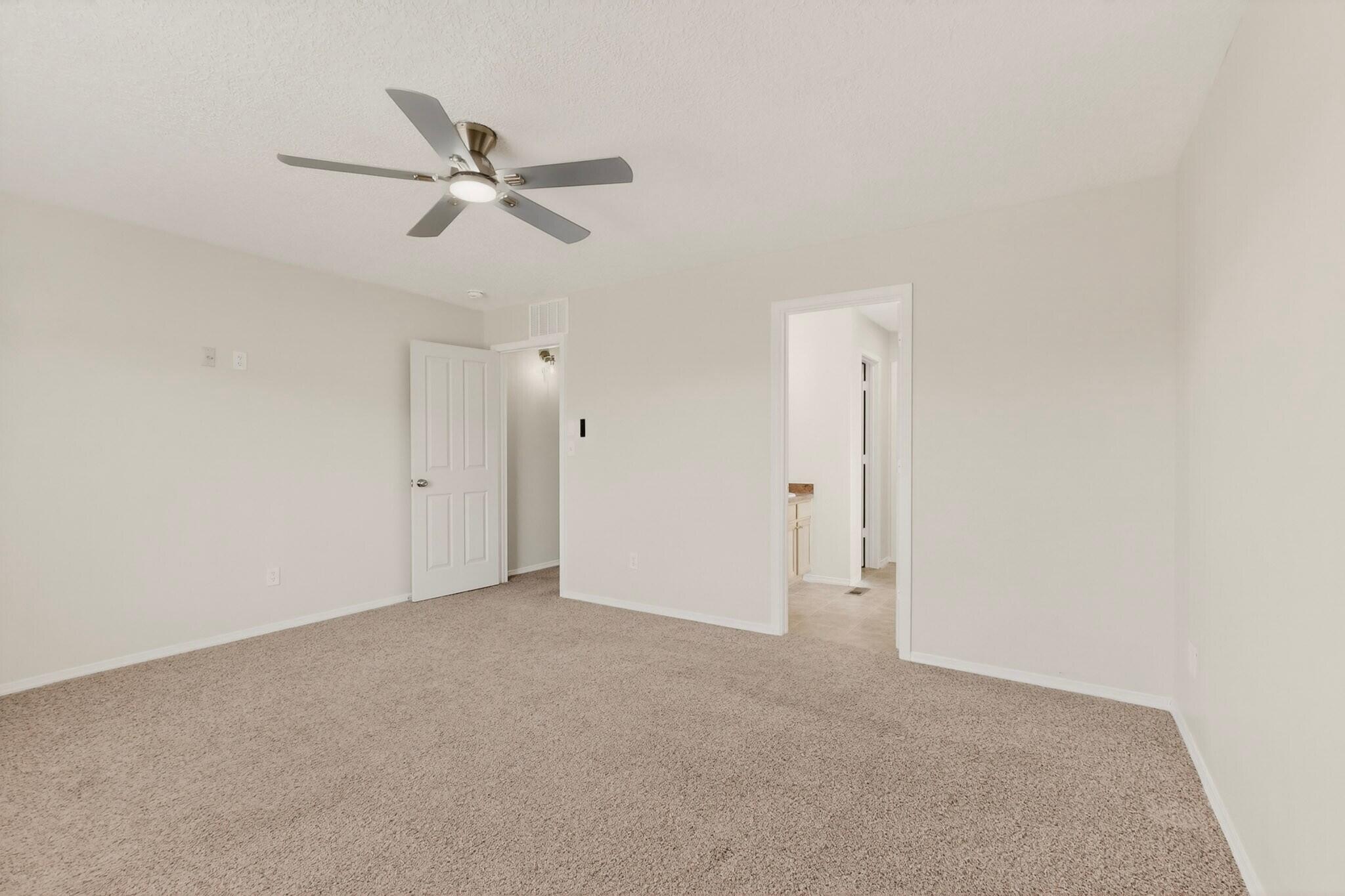 235 Cloud View Avenue SW