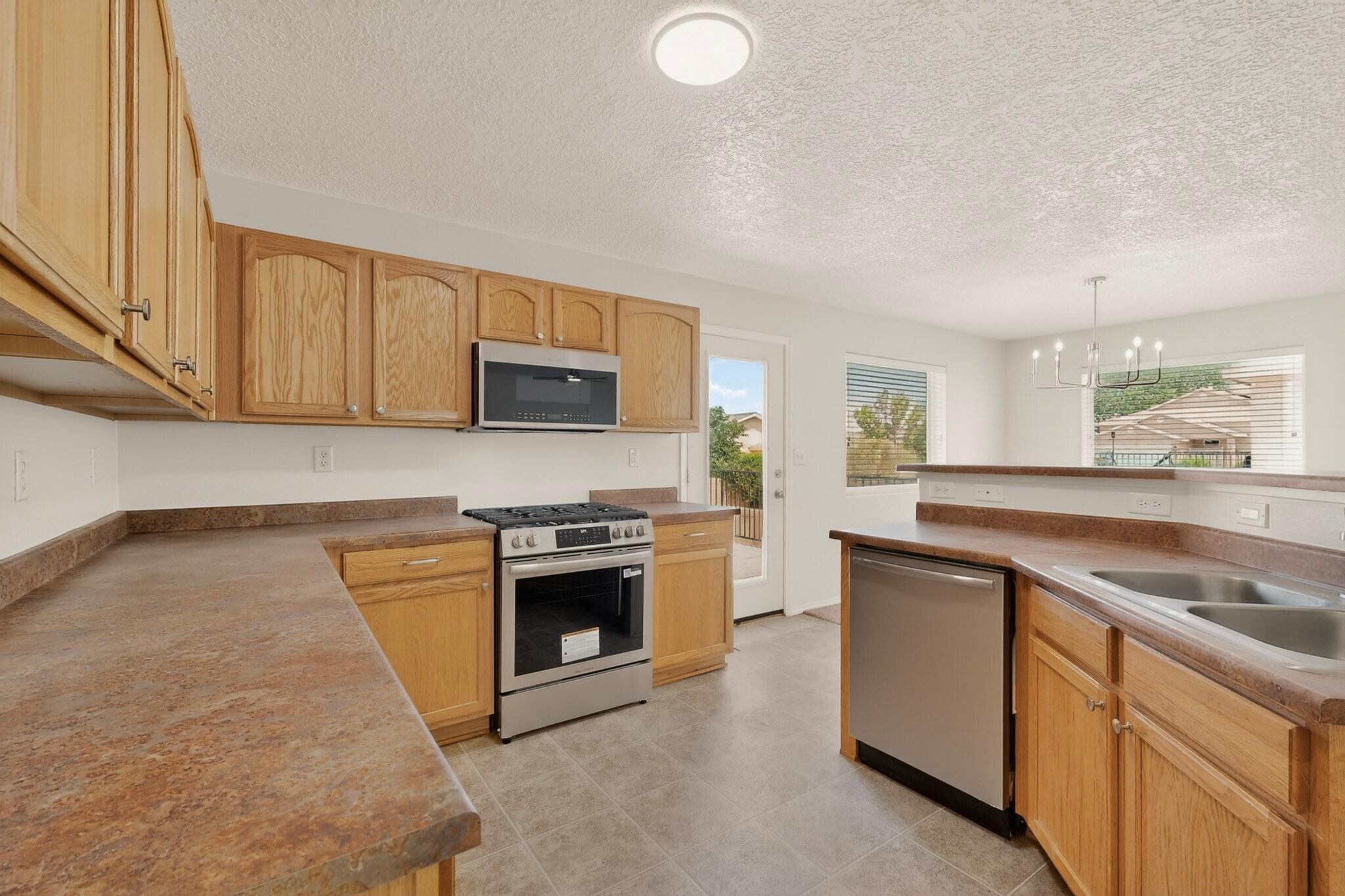 235 Cloud View Avenue SW