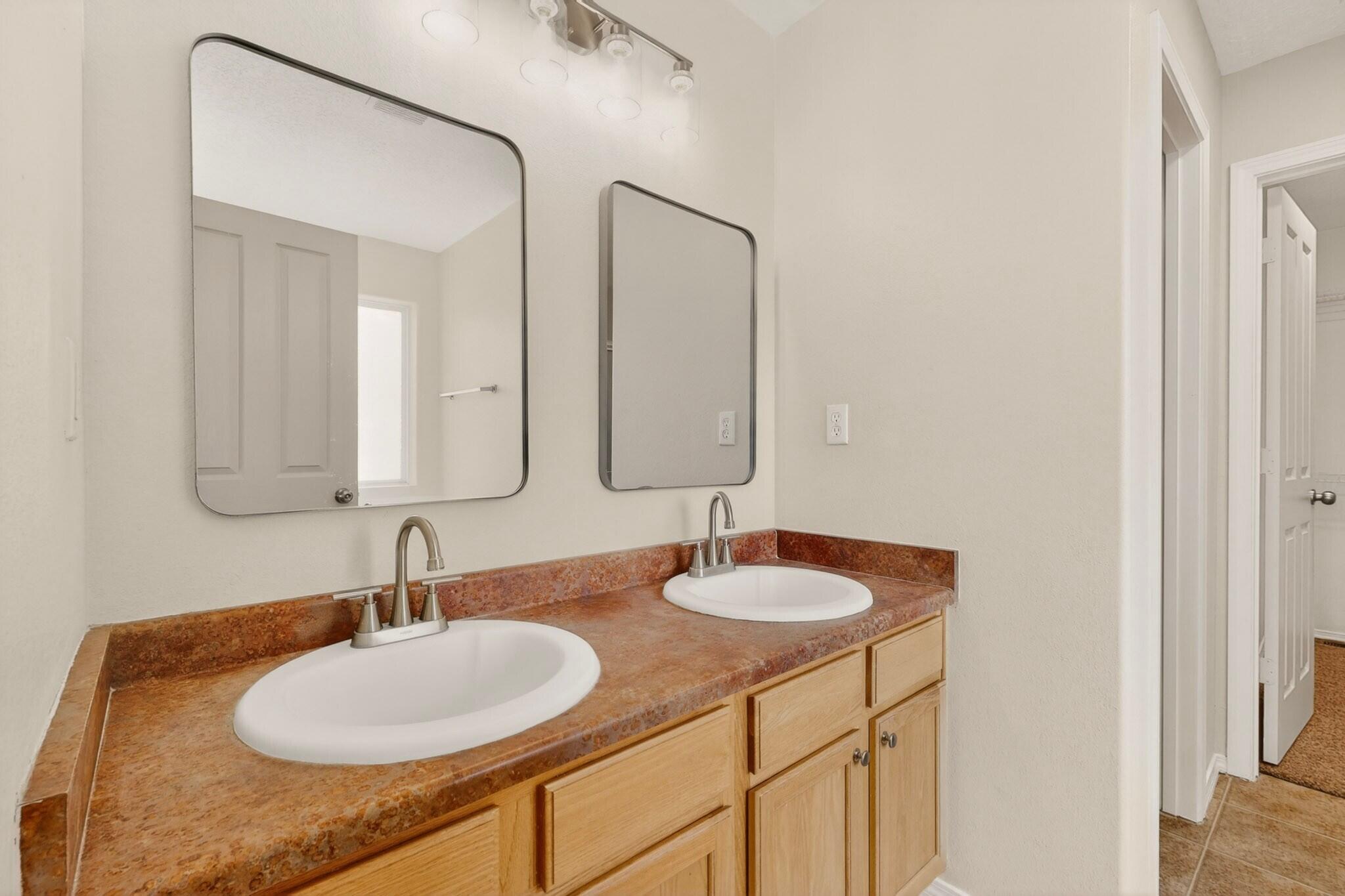 235 Cloud View Avenue SW